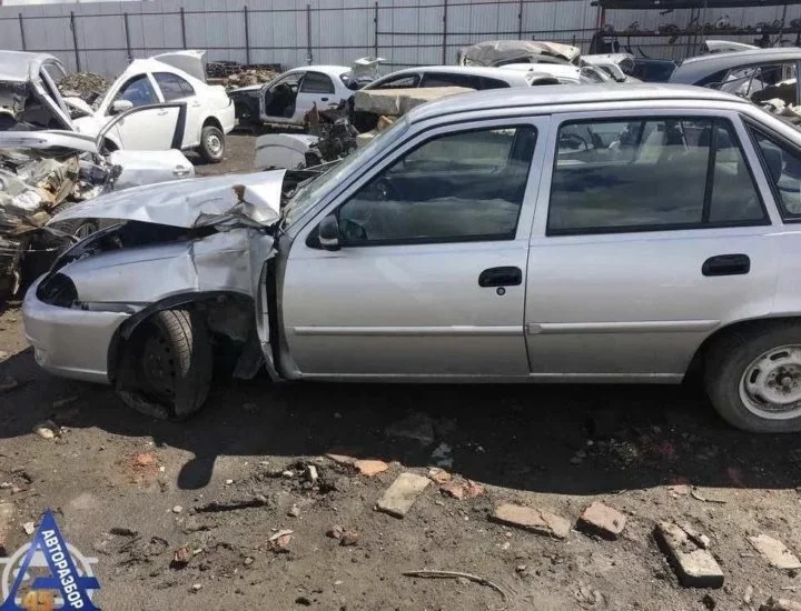 Daewoo Nexia В разборе - миниатюра 2