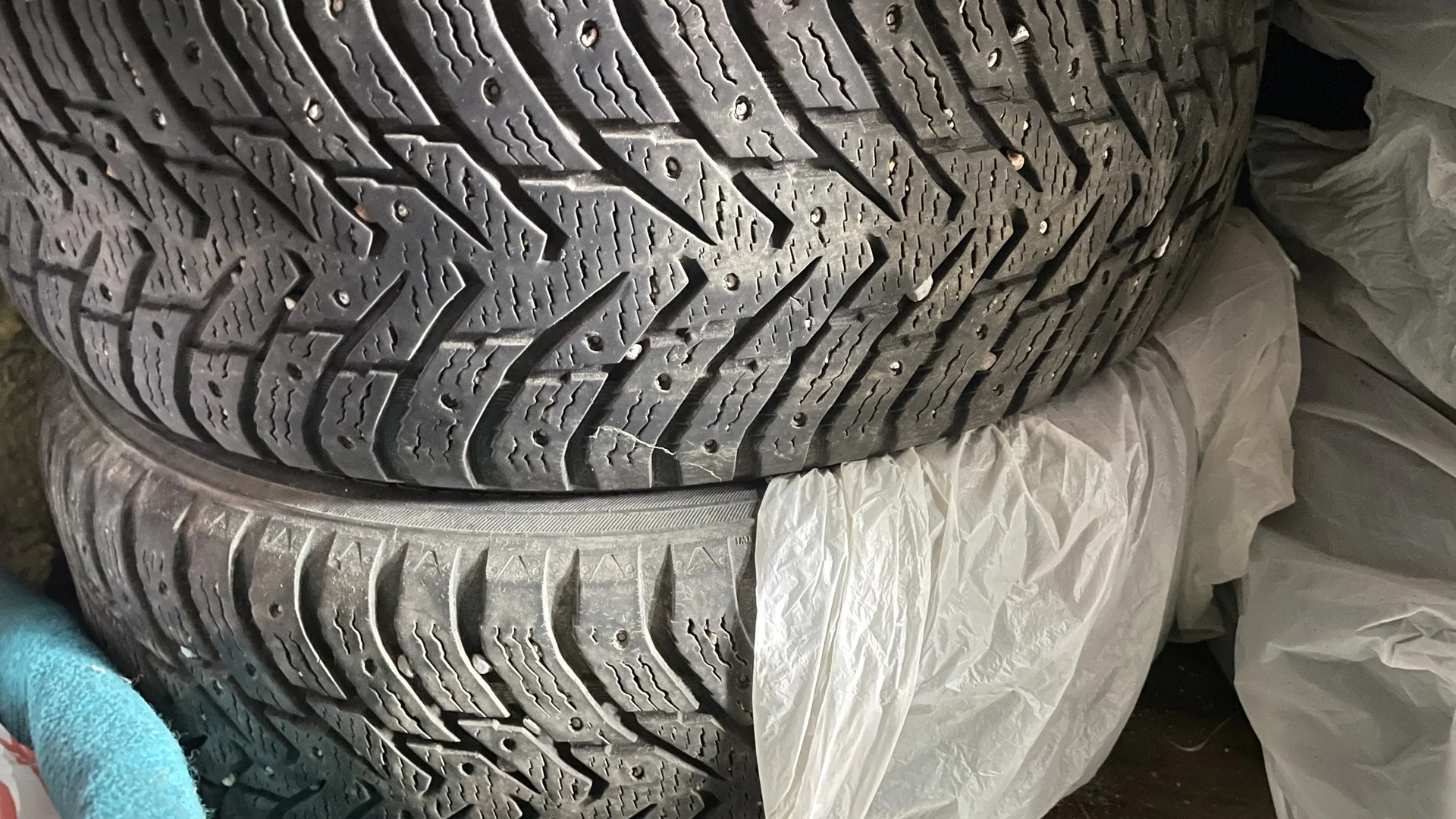 hakkapelitta 8 suv R18 235/55 - миниатюра 4