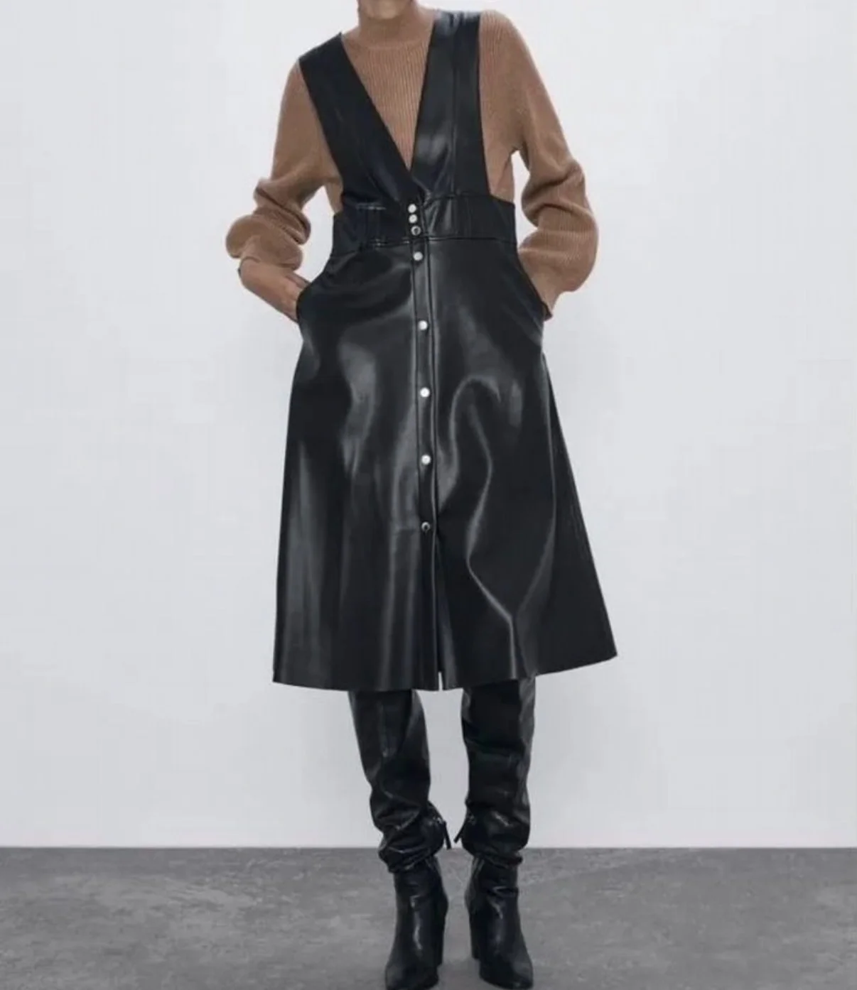 Кожанный сарафан Zara S/M - изображение 1