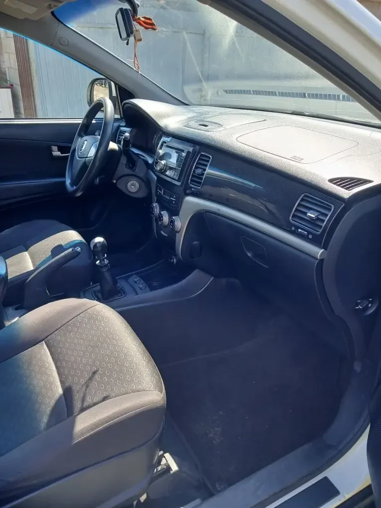 SsangYong Actyon 2.0 МТ, 2013, 230 430 км 990 000 ₽ - миниатюра 4