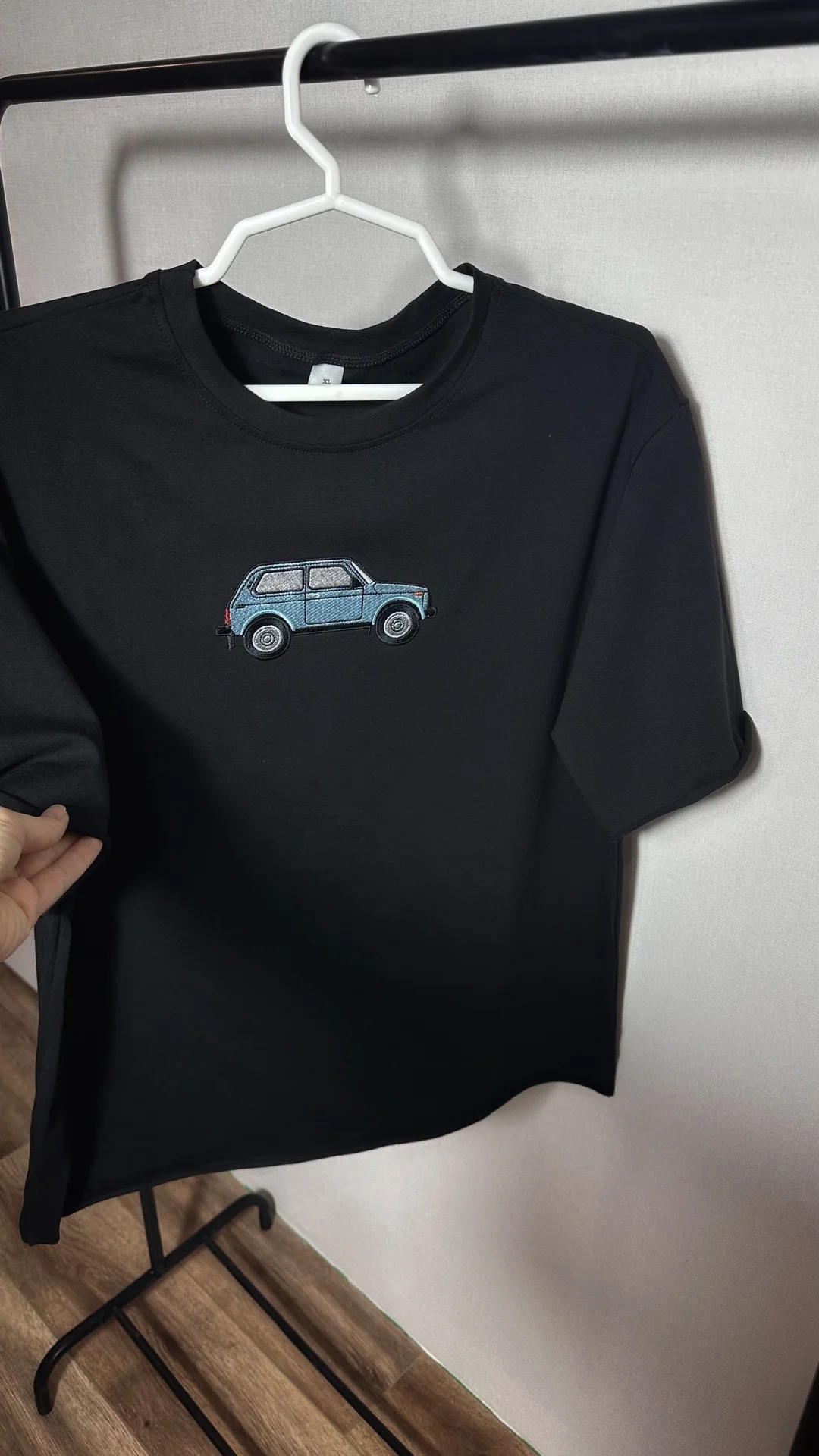 Индивидуальная вышивка на футболках 🧵 - миниатюра 9