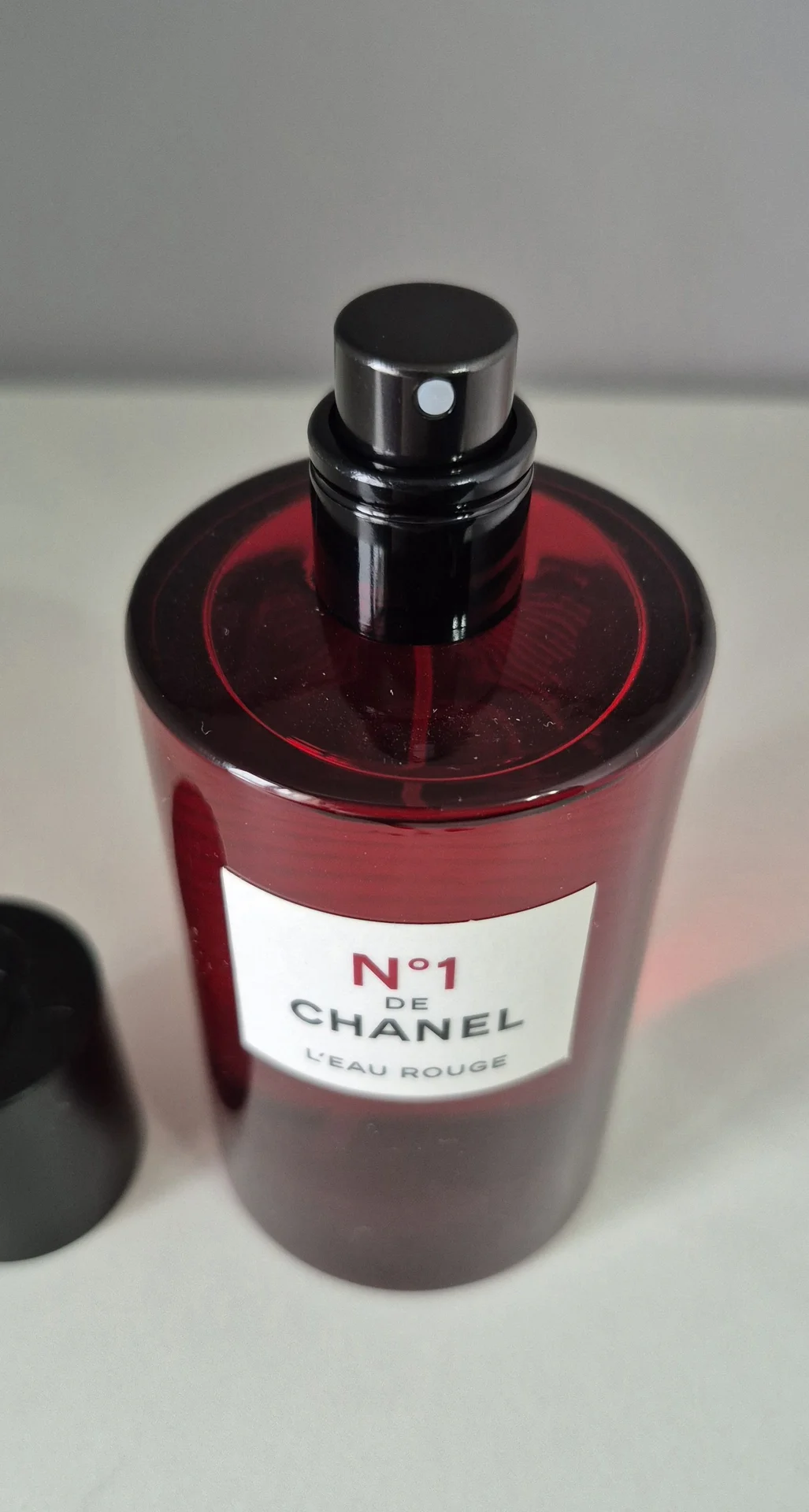 Chanel N1 L'EAU rouge спрей д/тела, оригинал - миниатюра 3