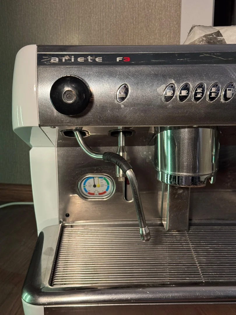 Кофемашина Quality Espresso Futurmat Ariete F3 - миниатюра 3