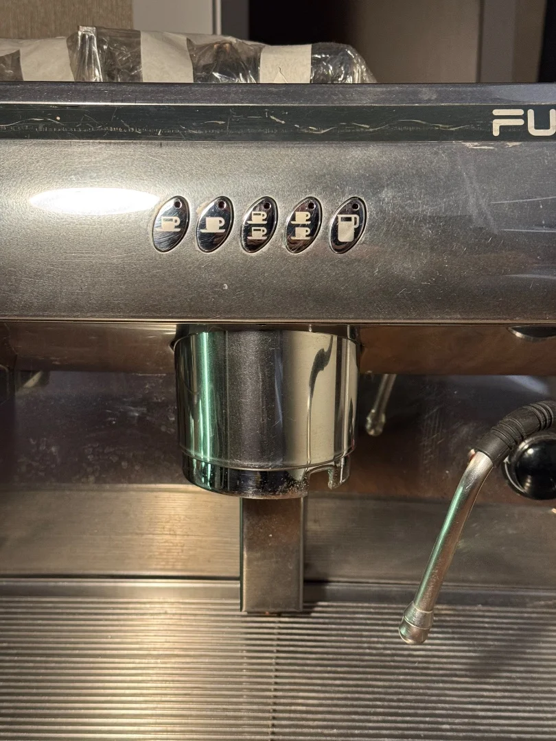 Кофемашина Quality Espresso Futurmat Ariete F3 - миниатюра 4