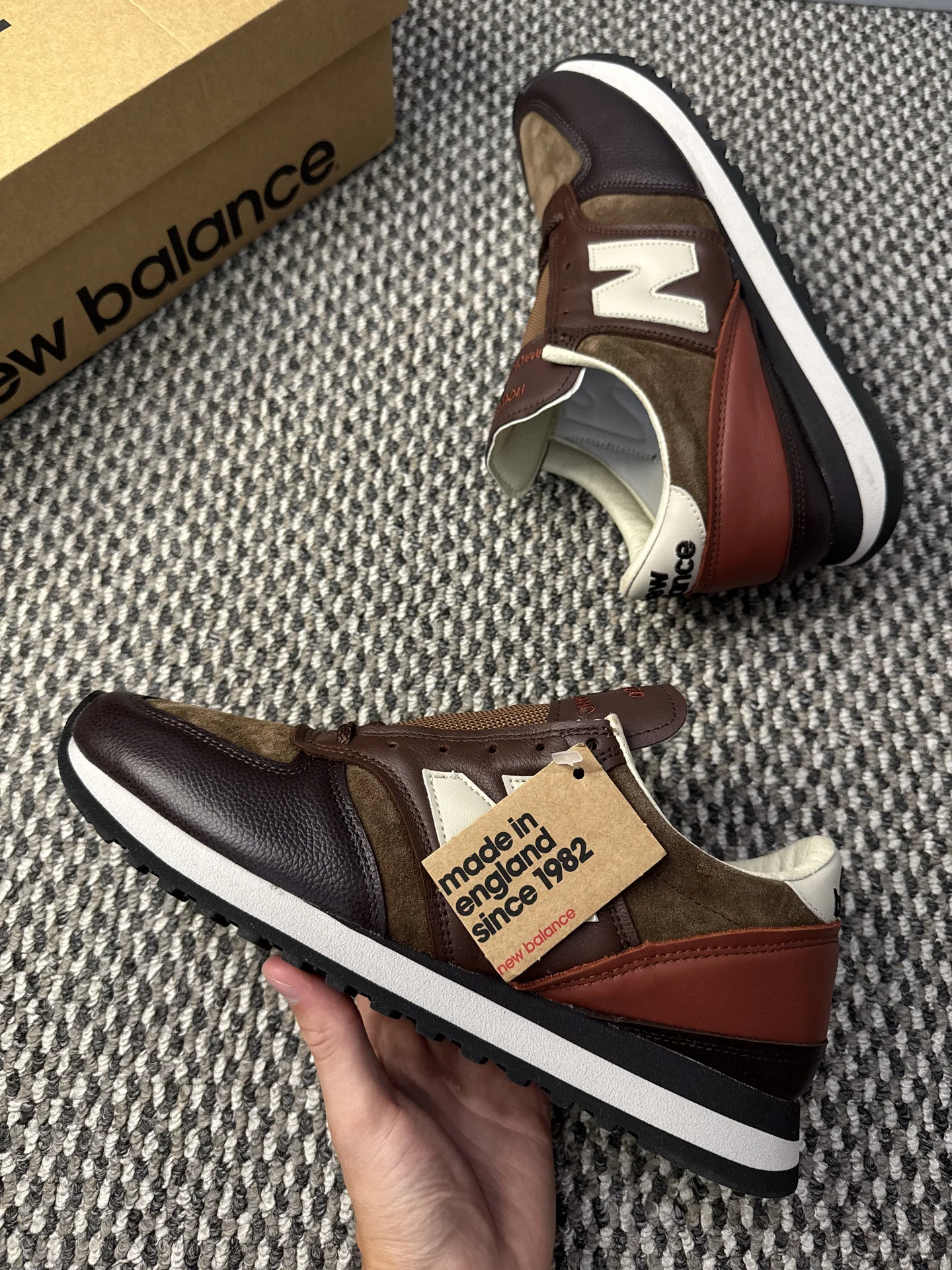 Кроссовки New Balance 730 made in England оригинал - миниатюра 3