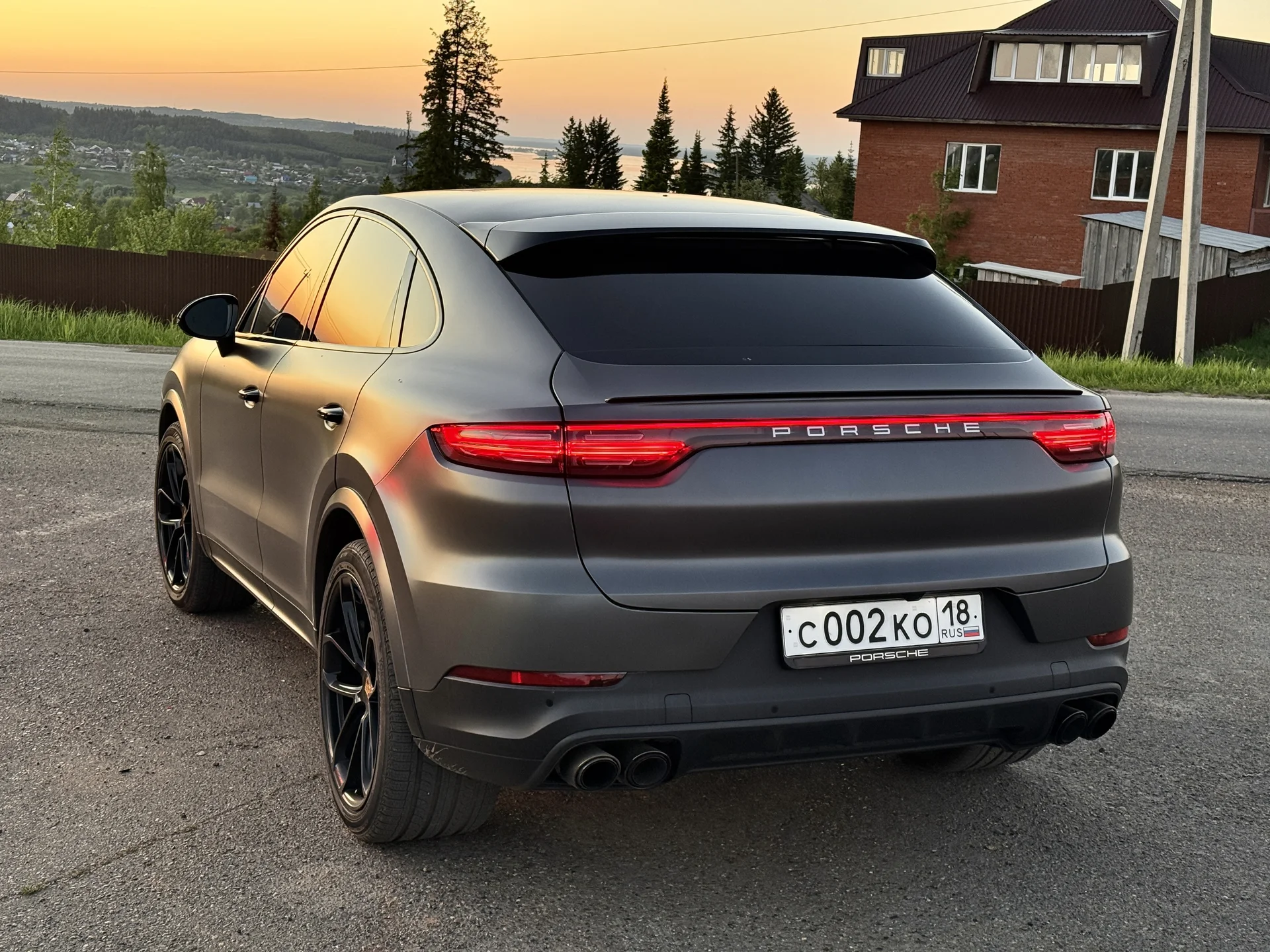 porsche cayenne - миниатюра 8