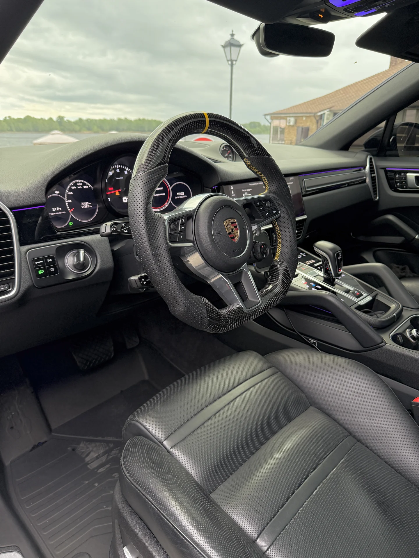 porsche cayenne - миниатюра 12