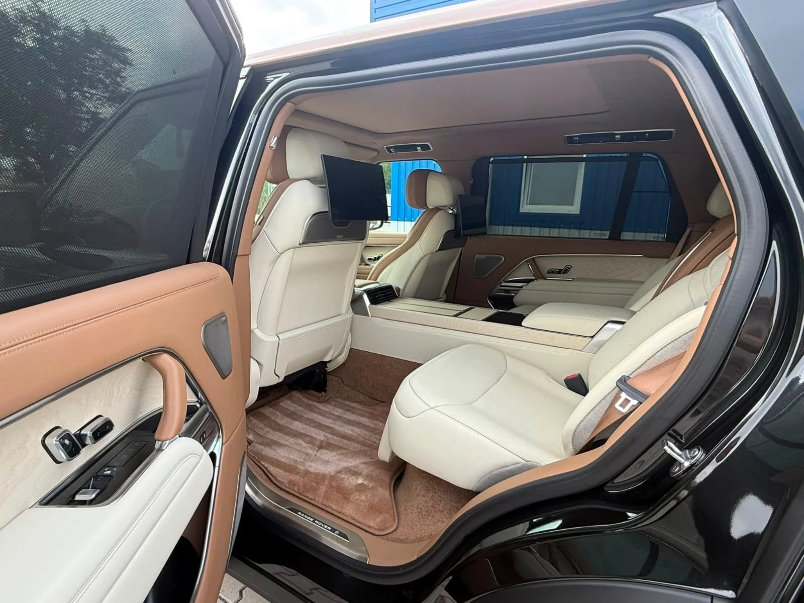 Range Rover SS - миниатюра 3