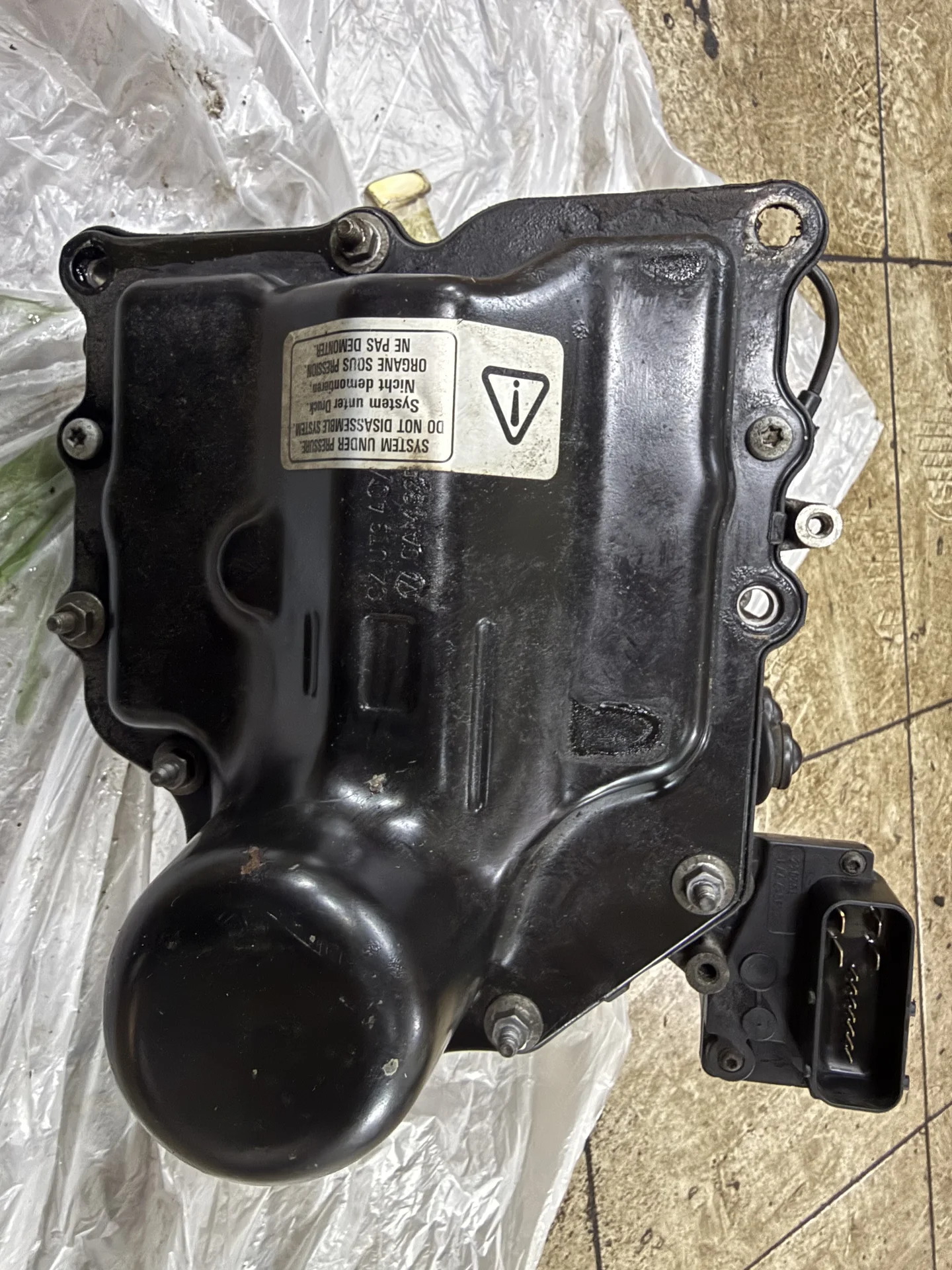 Мехатроник DSG7 DQ200 0AM325025D - изображение 1