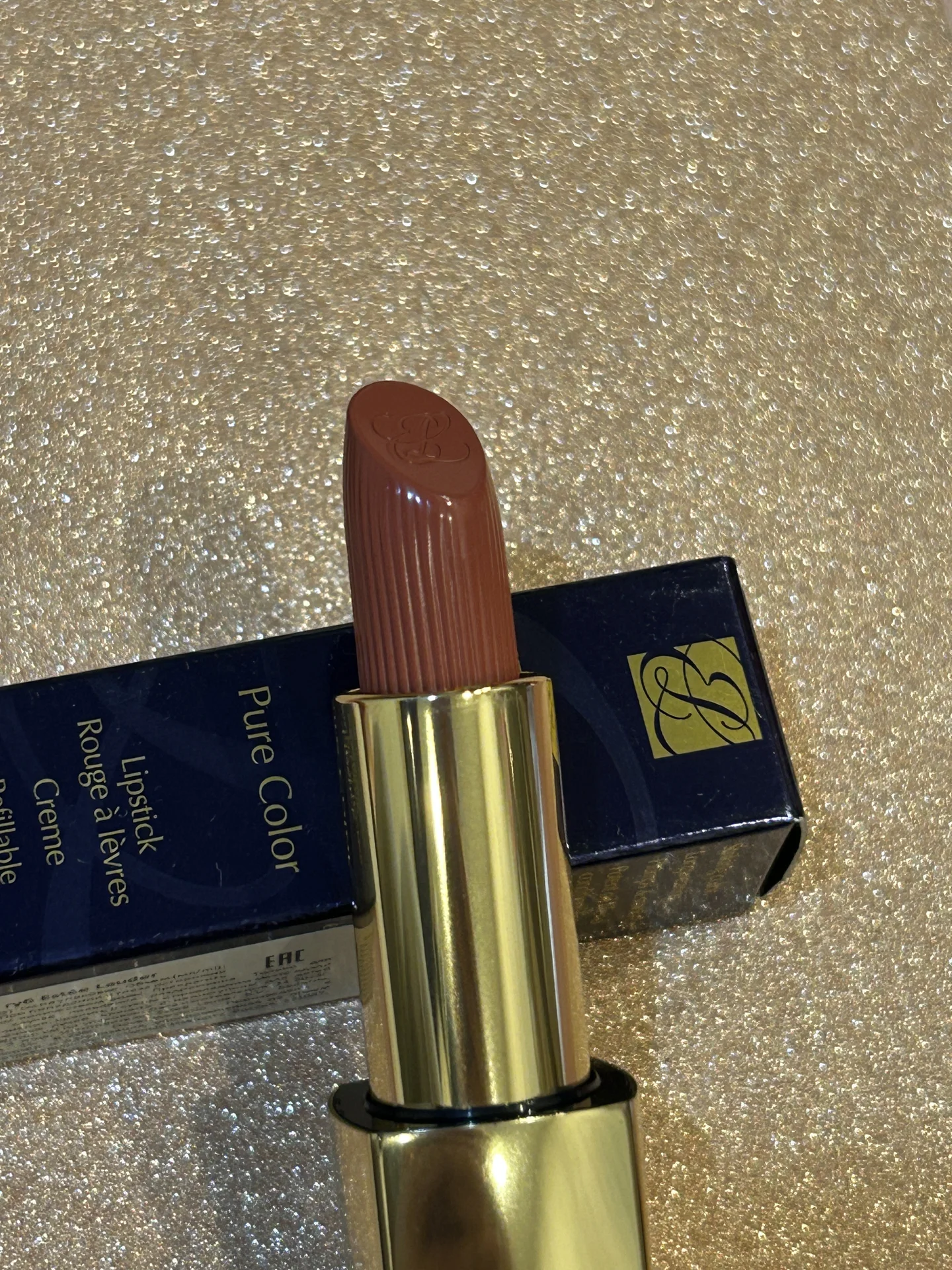 estee lauder 561 помада - изображение 1