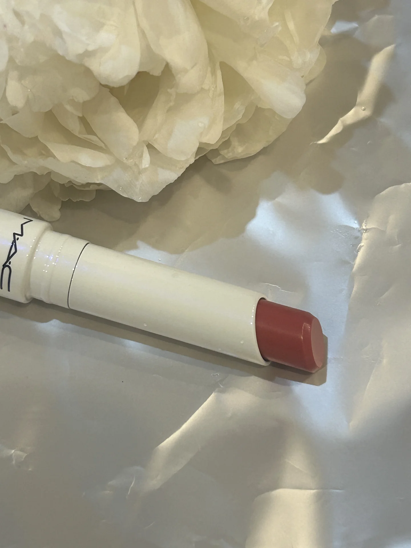 mac glow play smile - миниатюра 5