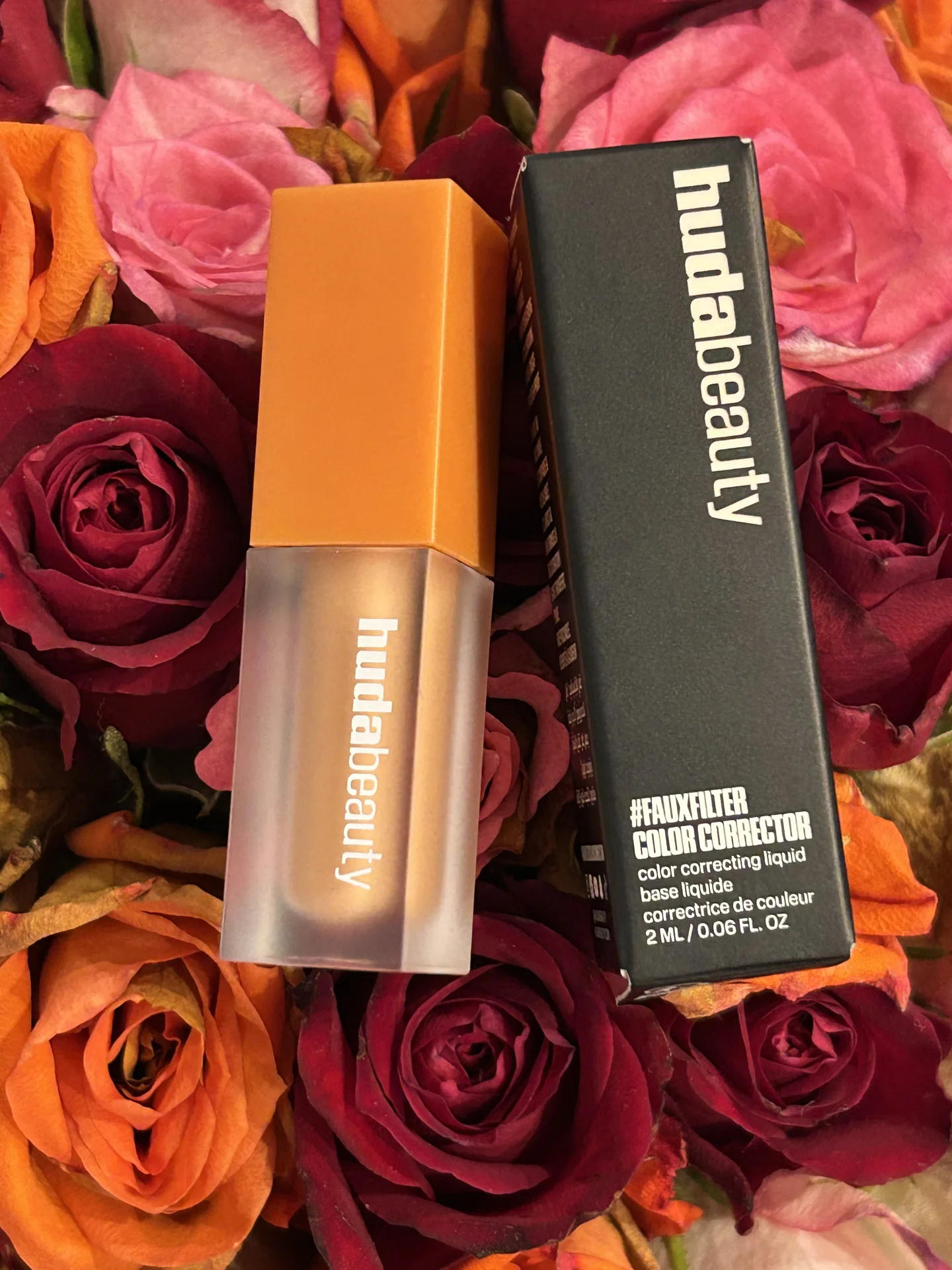 консилер huda beauty - изображение 1