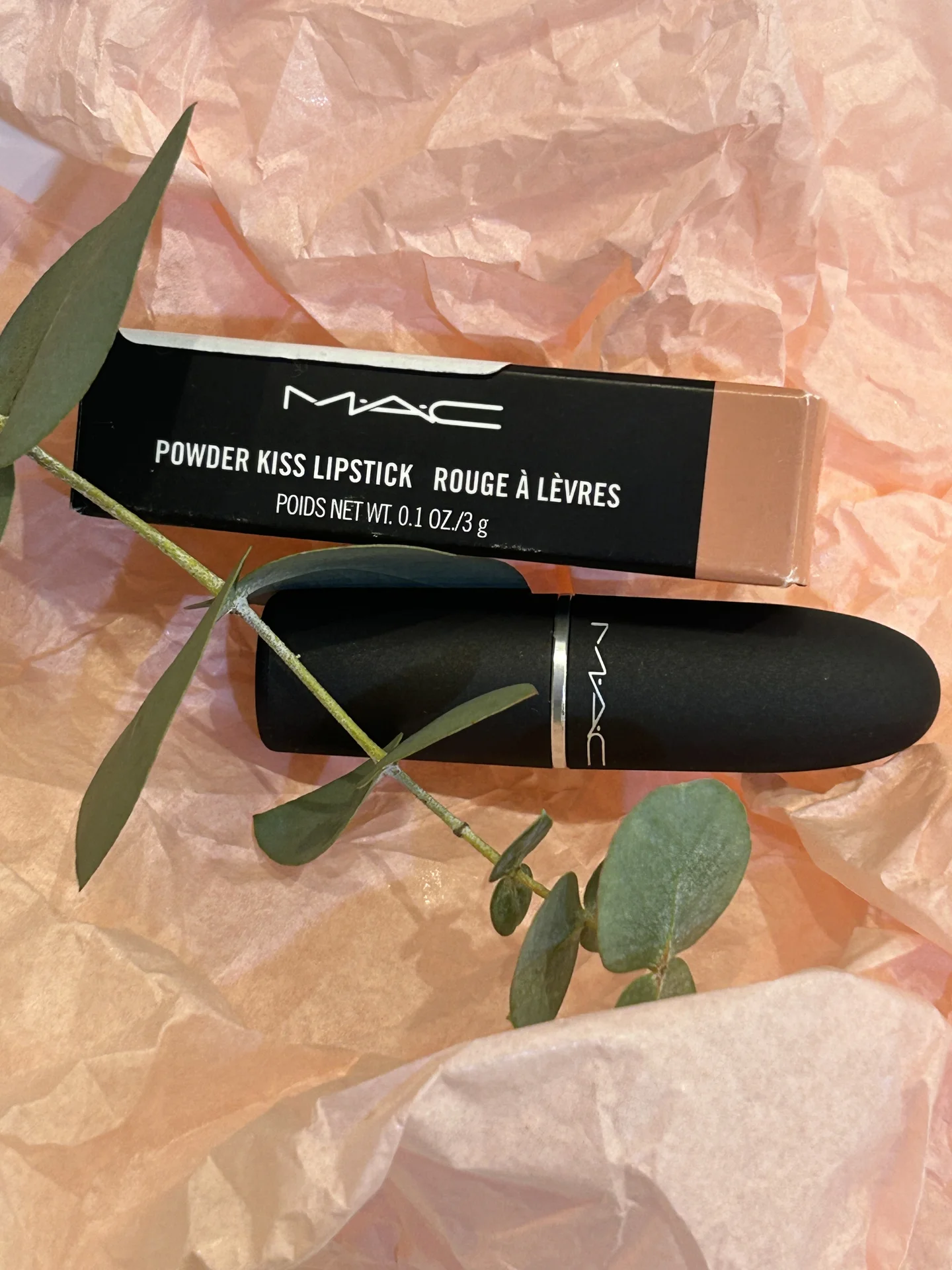 помада mac powder kiss reverence - миниатюра 2