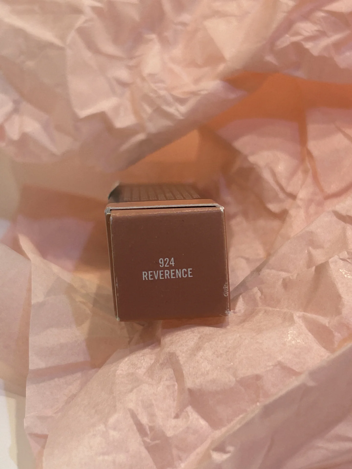 помада mac powder kiss reverence - миниатюра 3