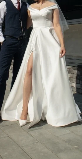 Свадебное платье 48 с фатой - миниатюра 3