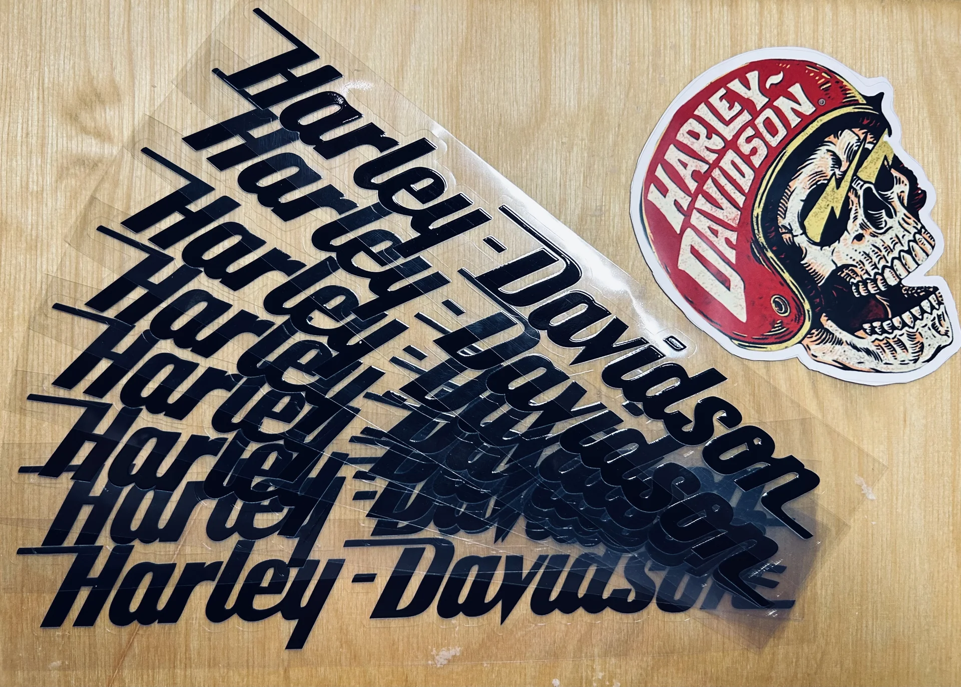 Наклейка Harley-Davidson