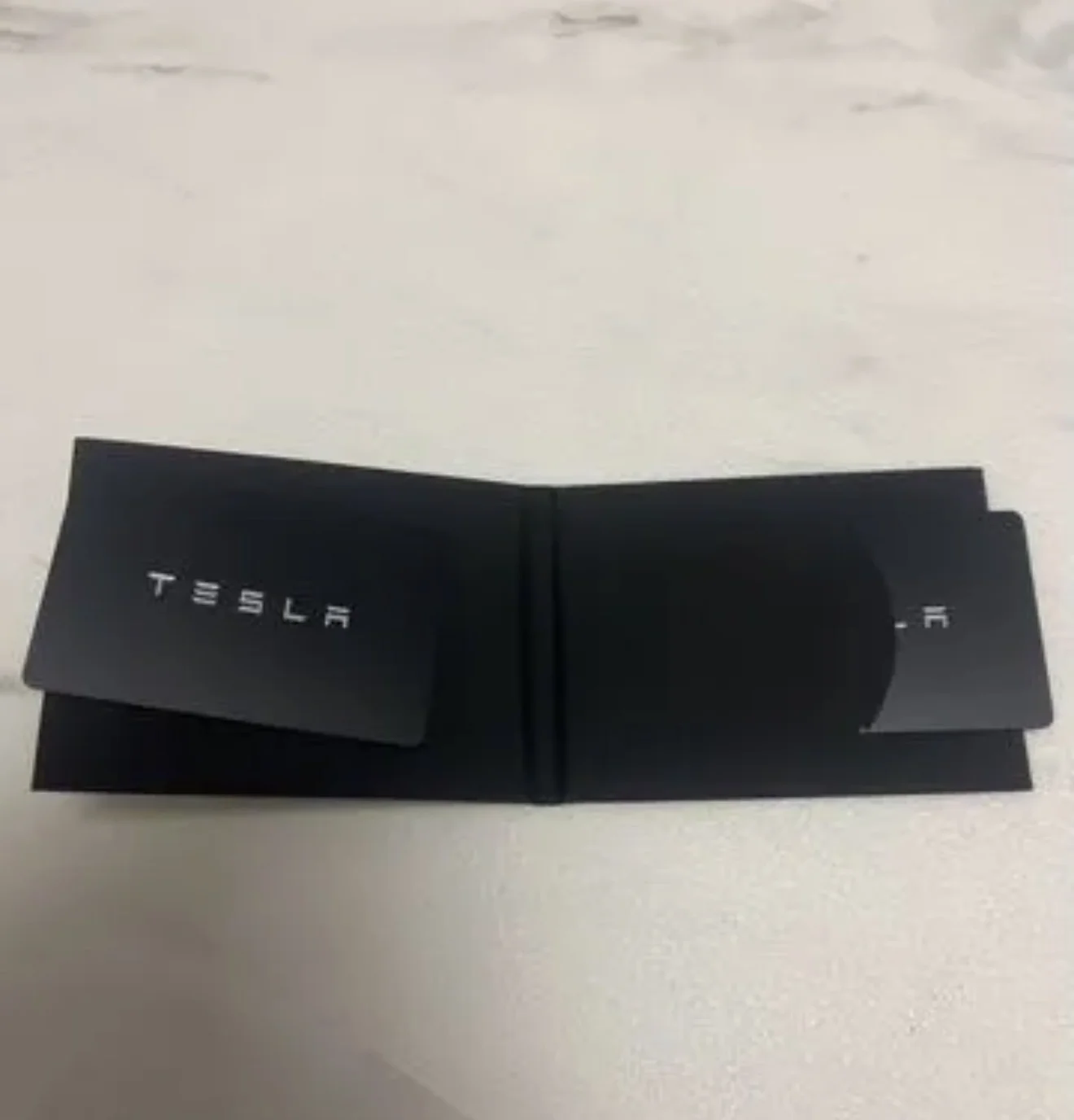 Ключ карта Tesla (Оригинал) - миниатюра 2