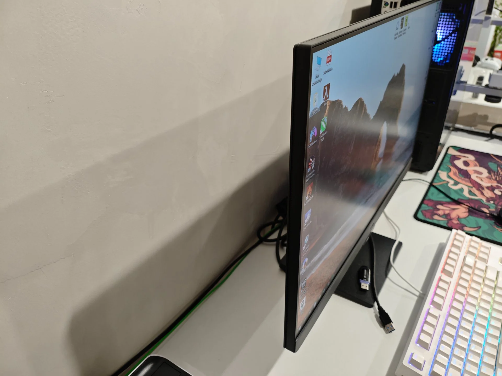 Новый монитор BenQ 27" FullHD 100Hz - миниатюра 3