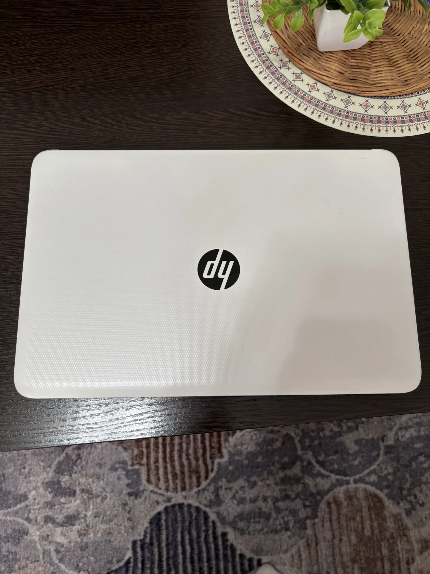 HP 15-af106ur (как новый) с дисководом - миниатюра 2