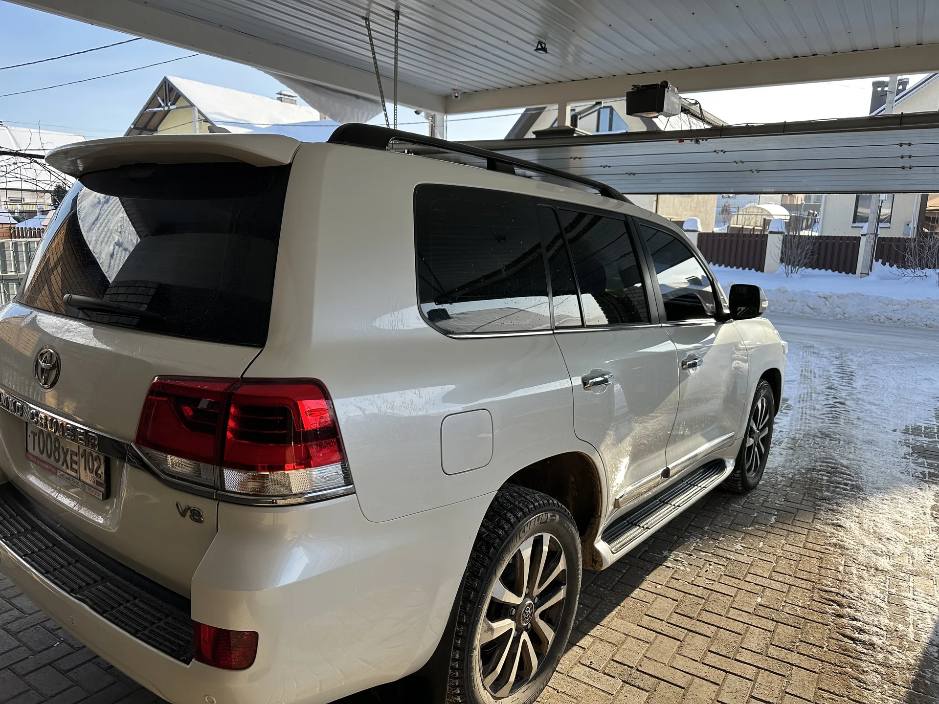 Toyota Land Cruiser 200 - миниатюра 5