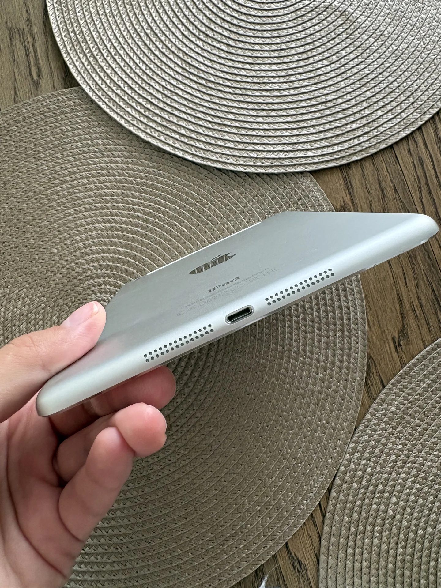 Apple iPad mini 1 16GB Cellular A1455, рабочий, ор - миниатюра 4