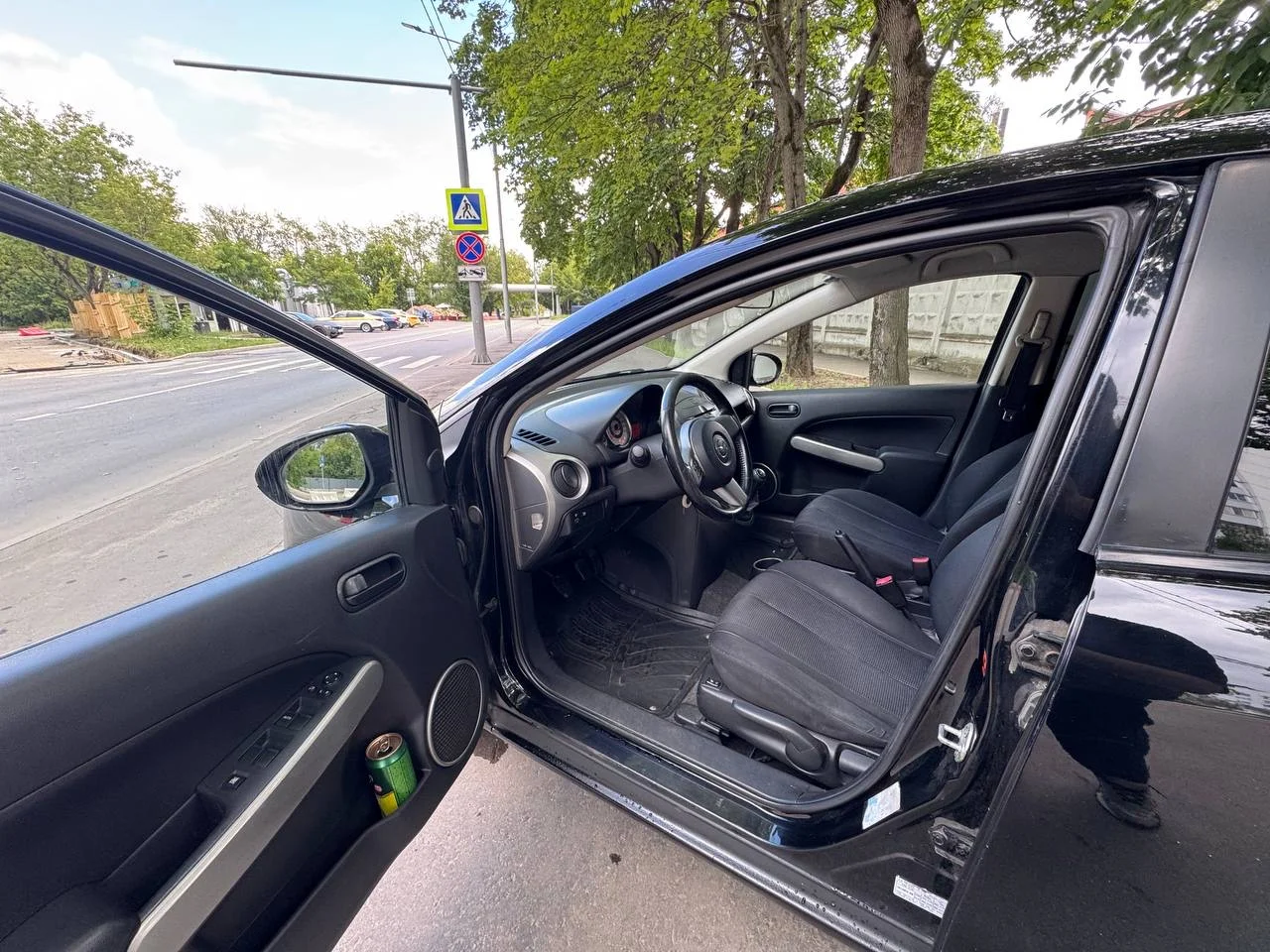 Mazda 2 - миниатюра 9