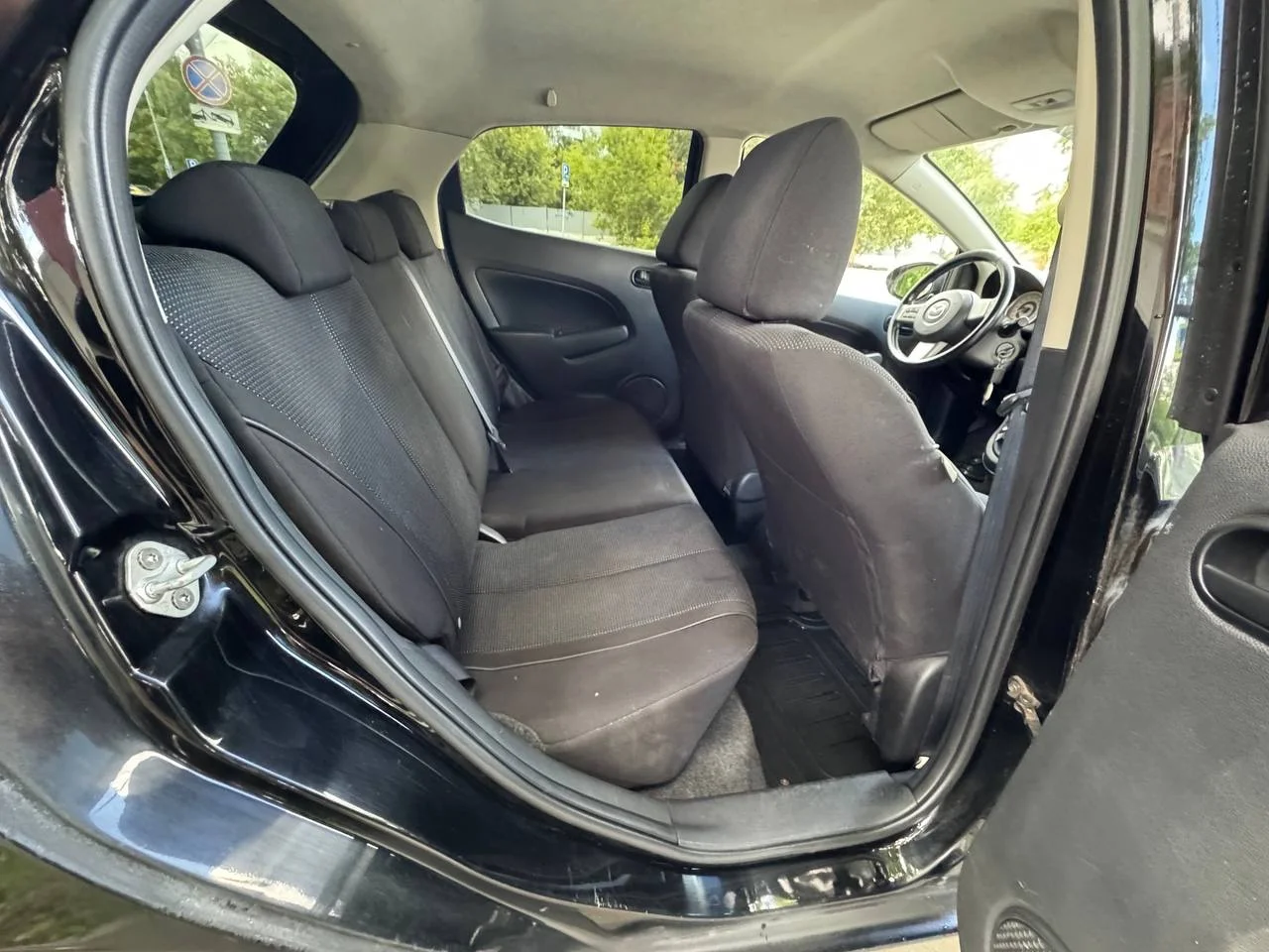 Mazda 2 - миниатюра 11