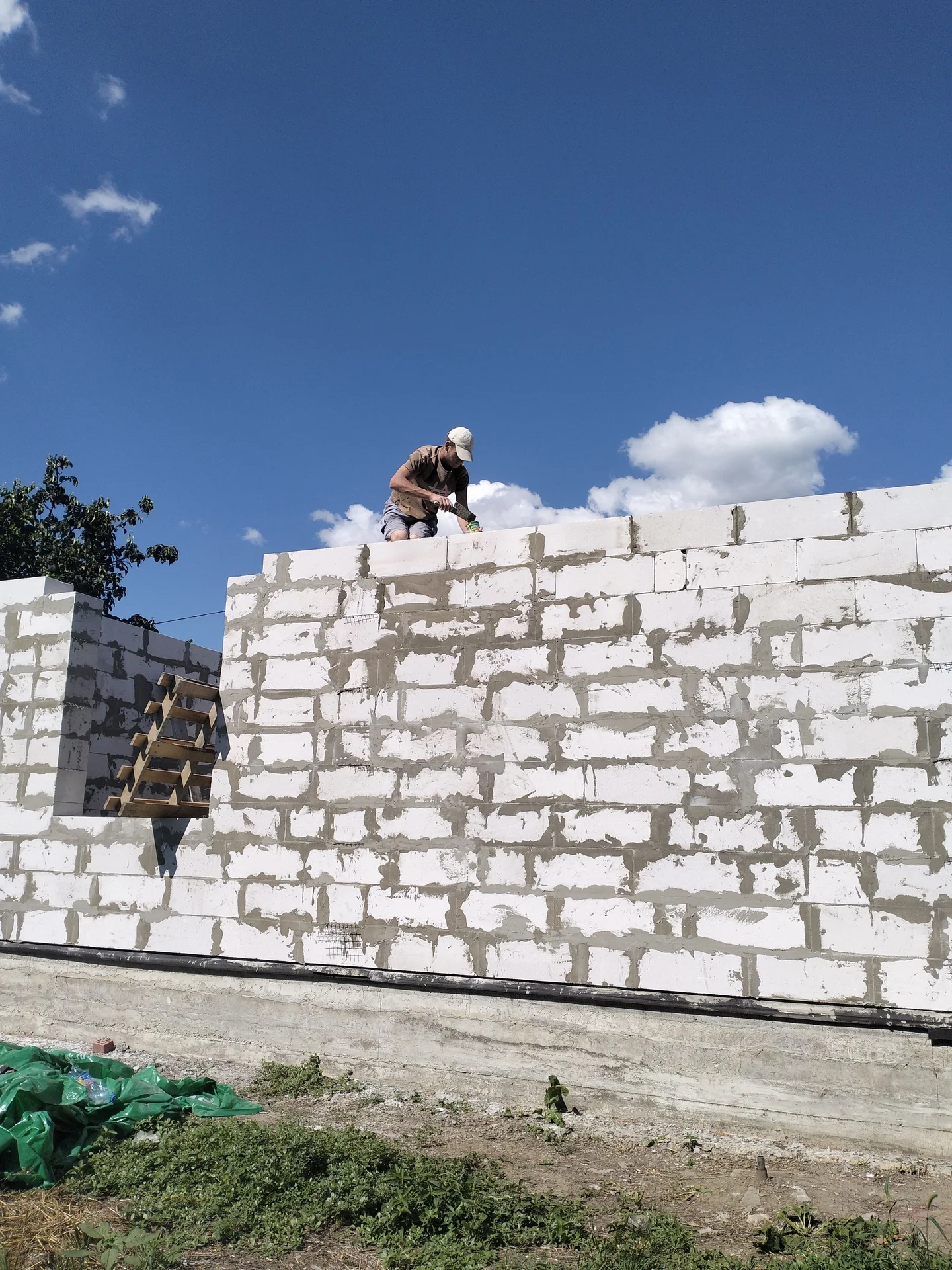 Разнорабочий на стройку - изображение 1