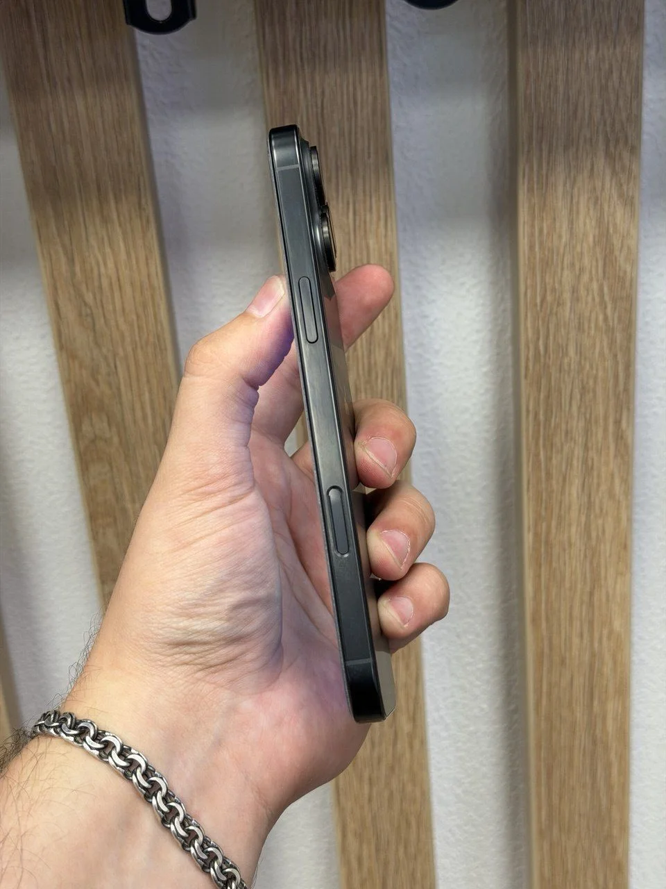 iPhone 16 Pro Max, 512 ГБ, SIM + eSim - миниатюра 4
