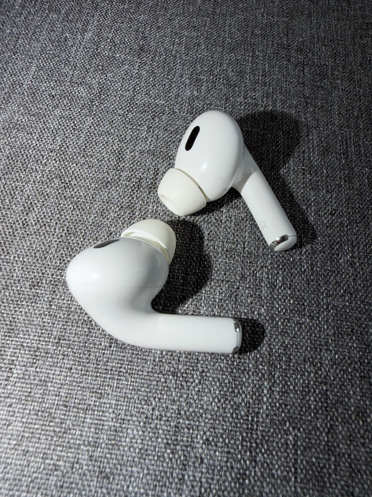 Наушники Apple AirPods Pro 2 2023 MagSafe case USB - миниатюра 3