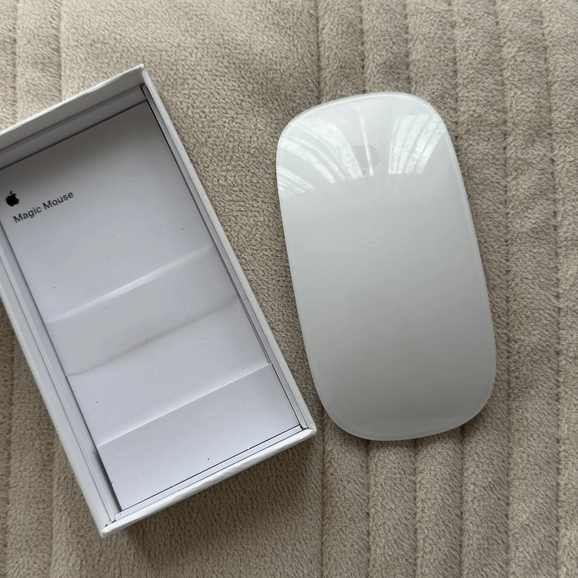 мышь эппл Apple Magic Mouse2 - миниатюра 6