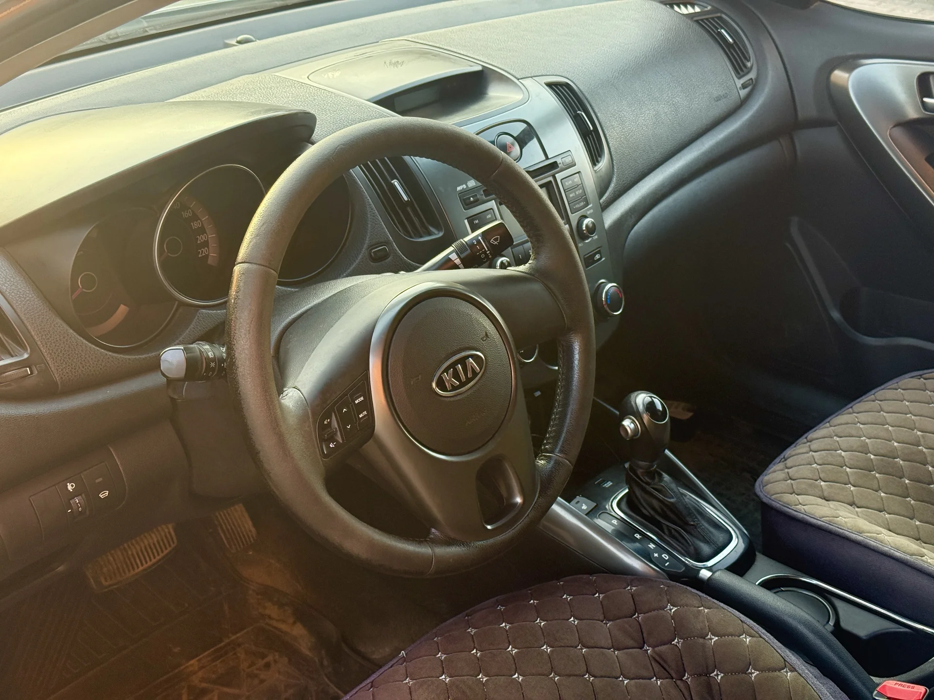 kia cerato - миниатюра 10