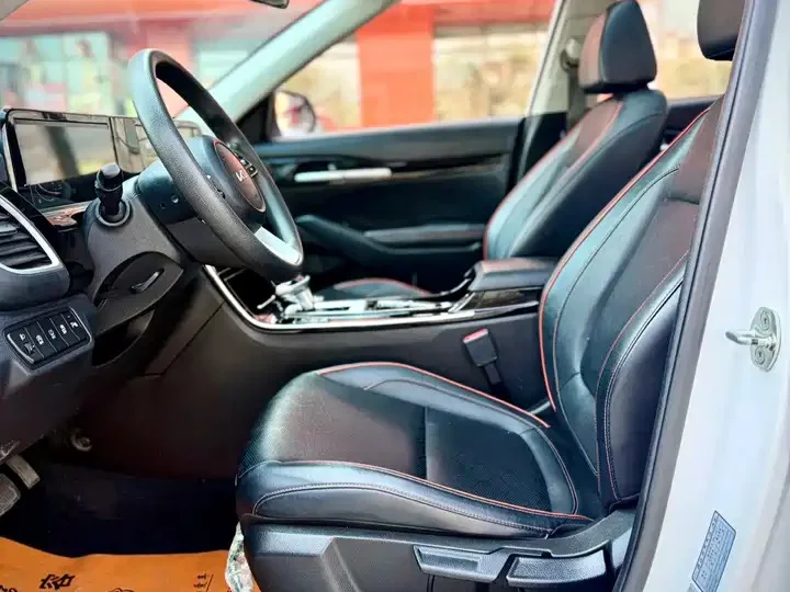 Kia Seltos - миниатюра 9