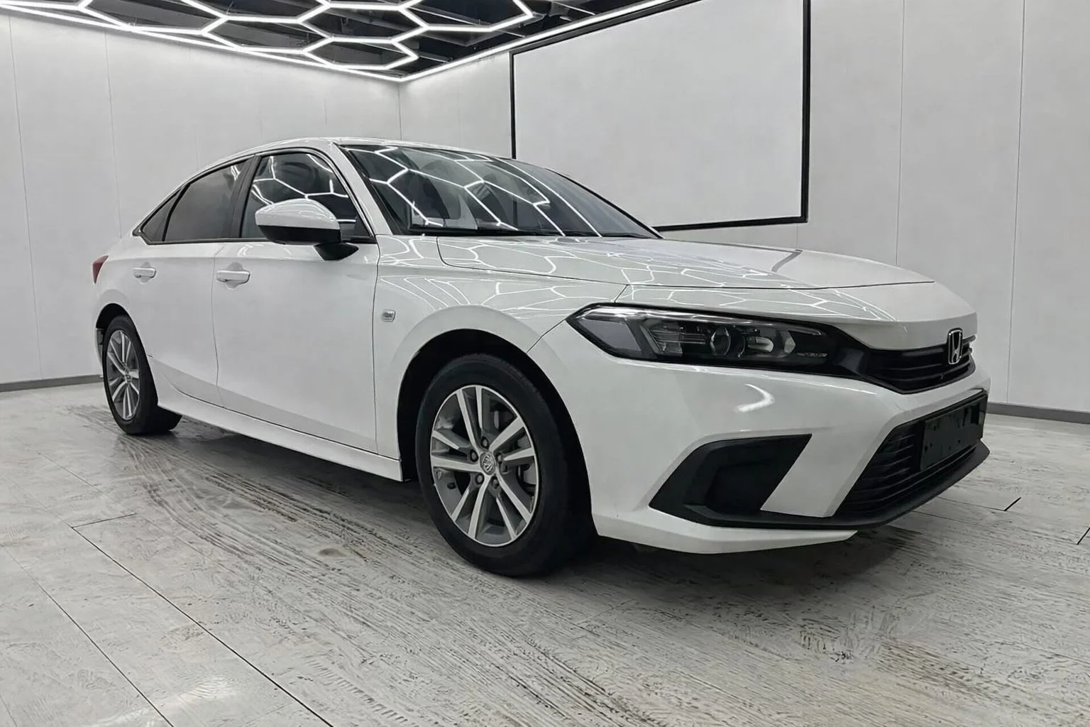 Honda Civic 180TURBO CVT Premium Edition 2023 - миниатюра 7