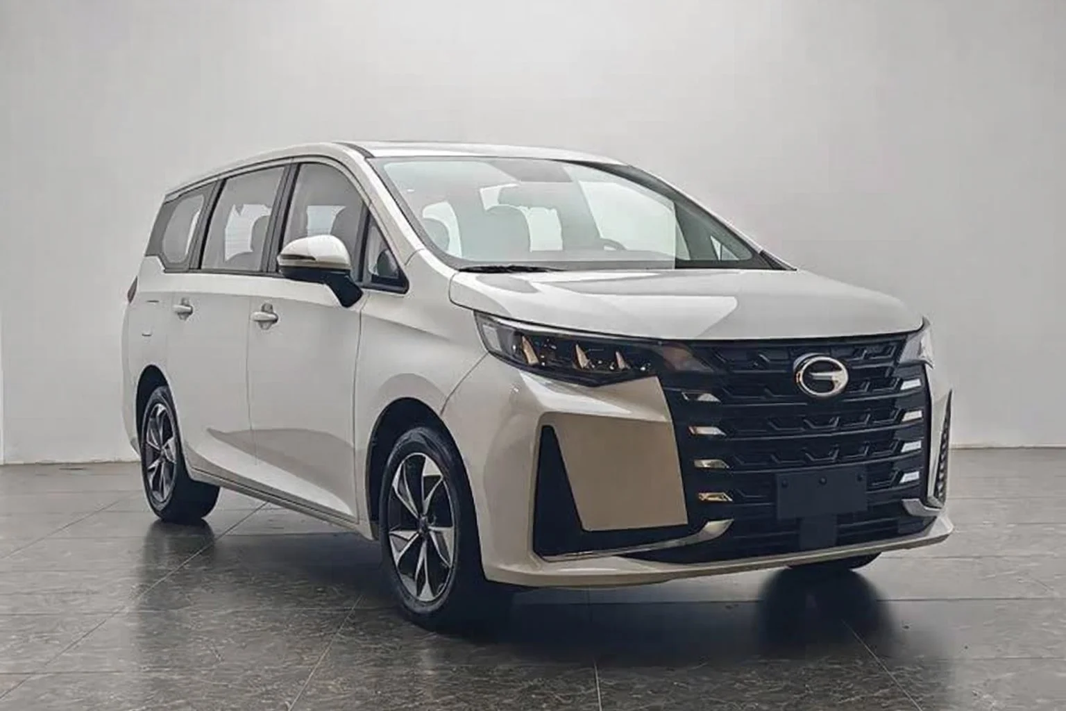 Trumpchi M6 PRO 270T Automatic Premium Edition 2022 - миниатюра 8