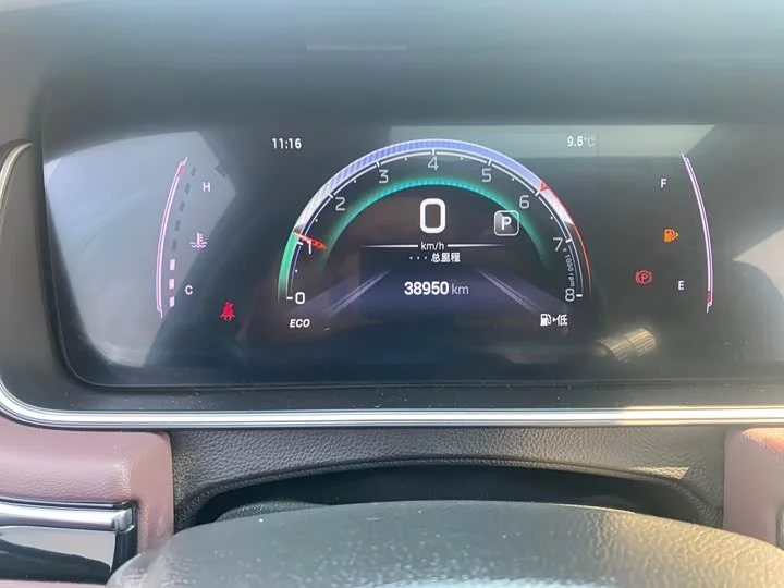 Trumpchi M6 PRO 270T Automatic Premium Edition 2022 - миниатюра 13