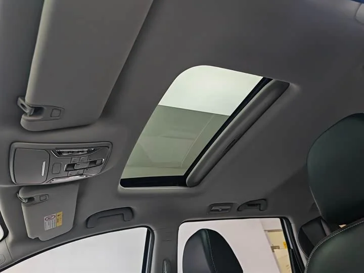 Trumpchi M6 PRO 270T Automatic Premium Edition 2022 - миниатюра 14