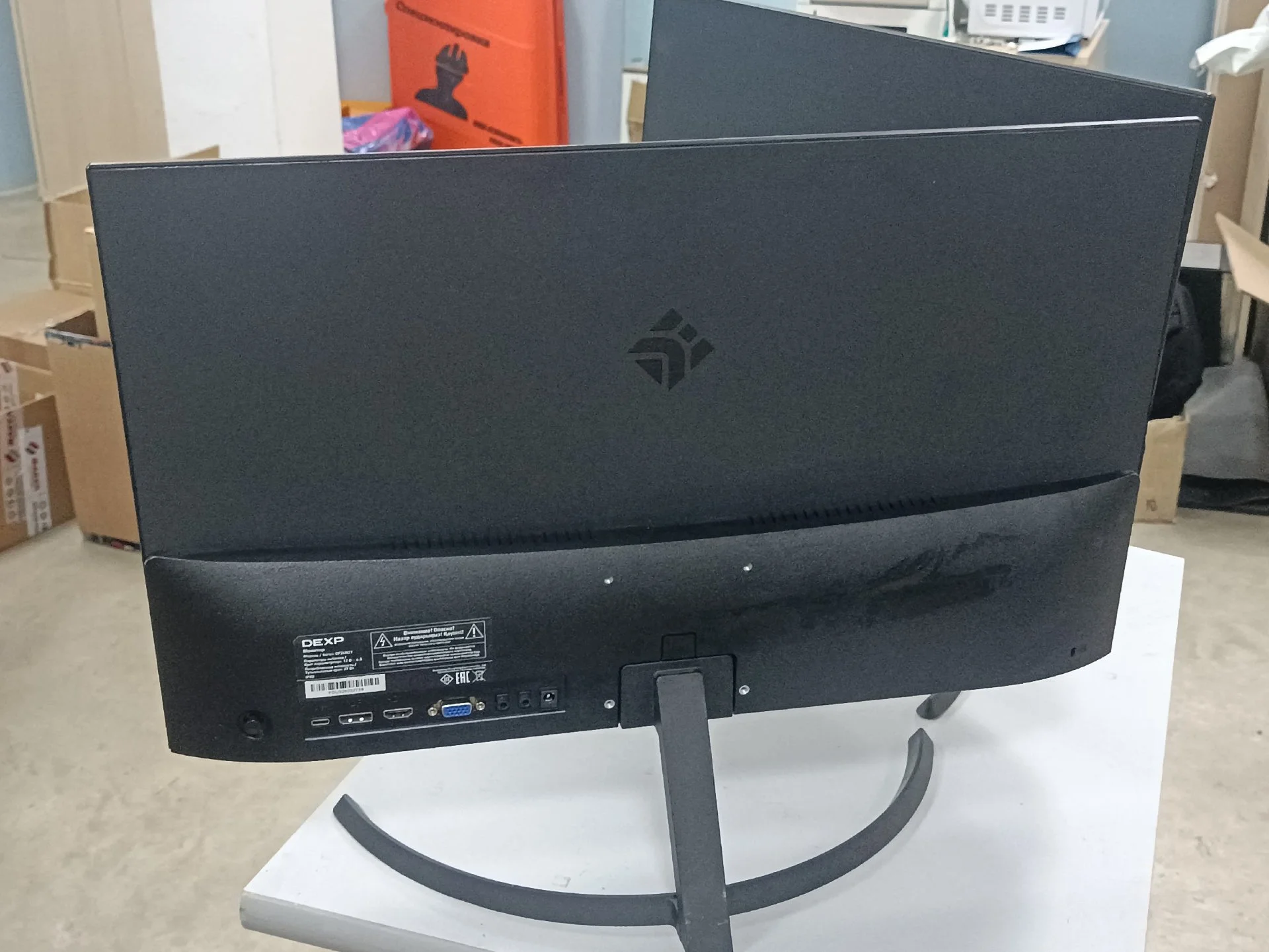 Монитор DEXP DF24N2T - изображение 1