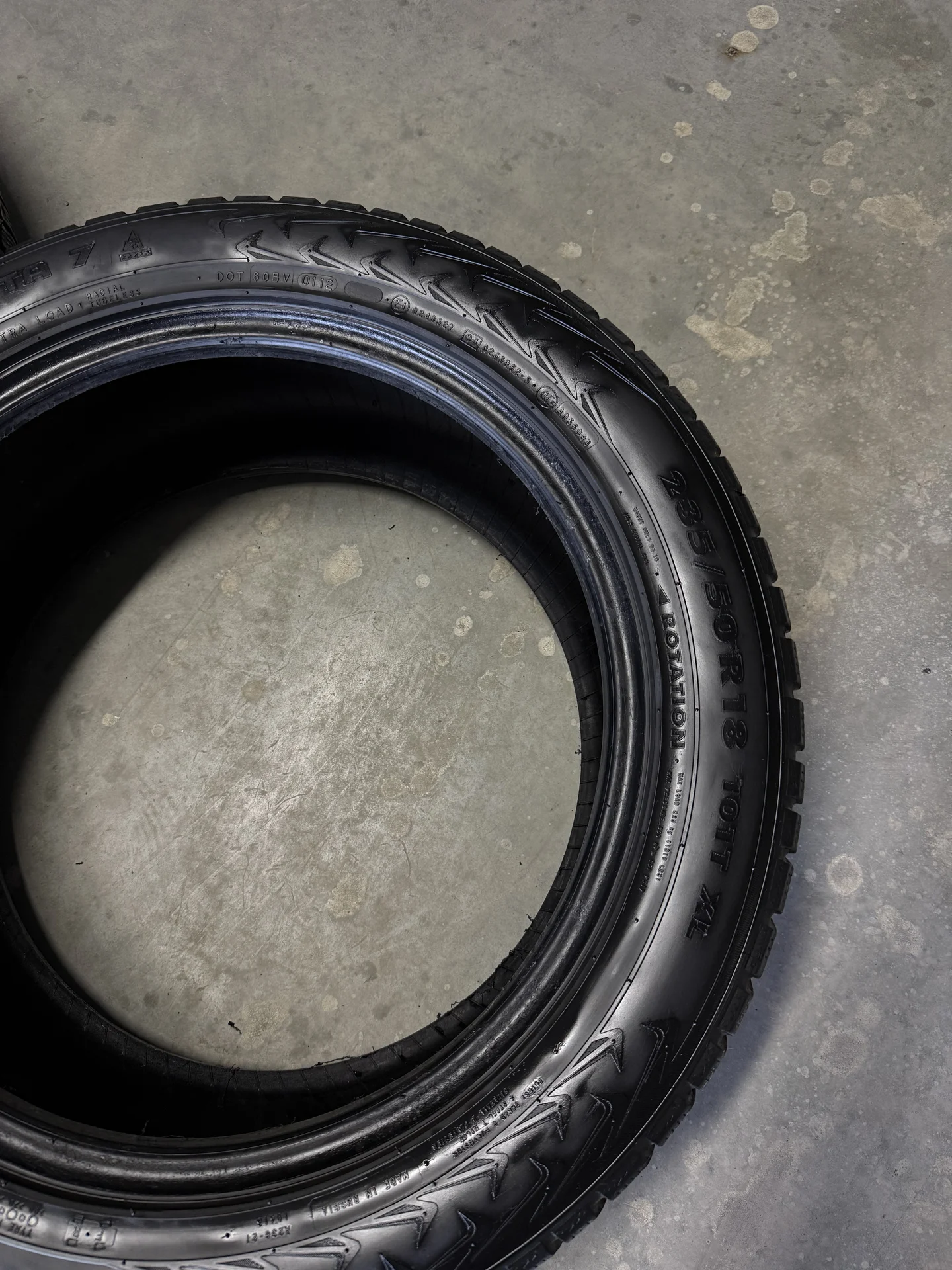 Зимняя резина 235/50 R18 - миниатюра 4