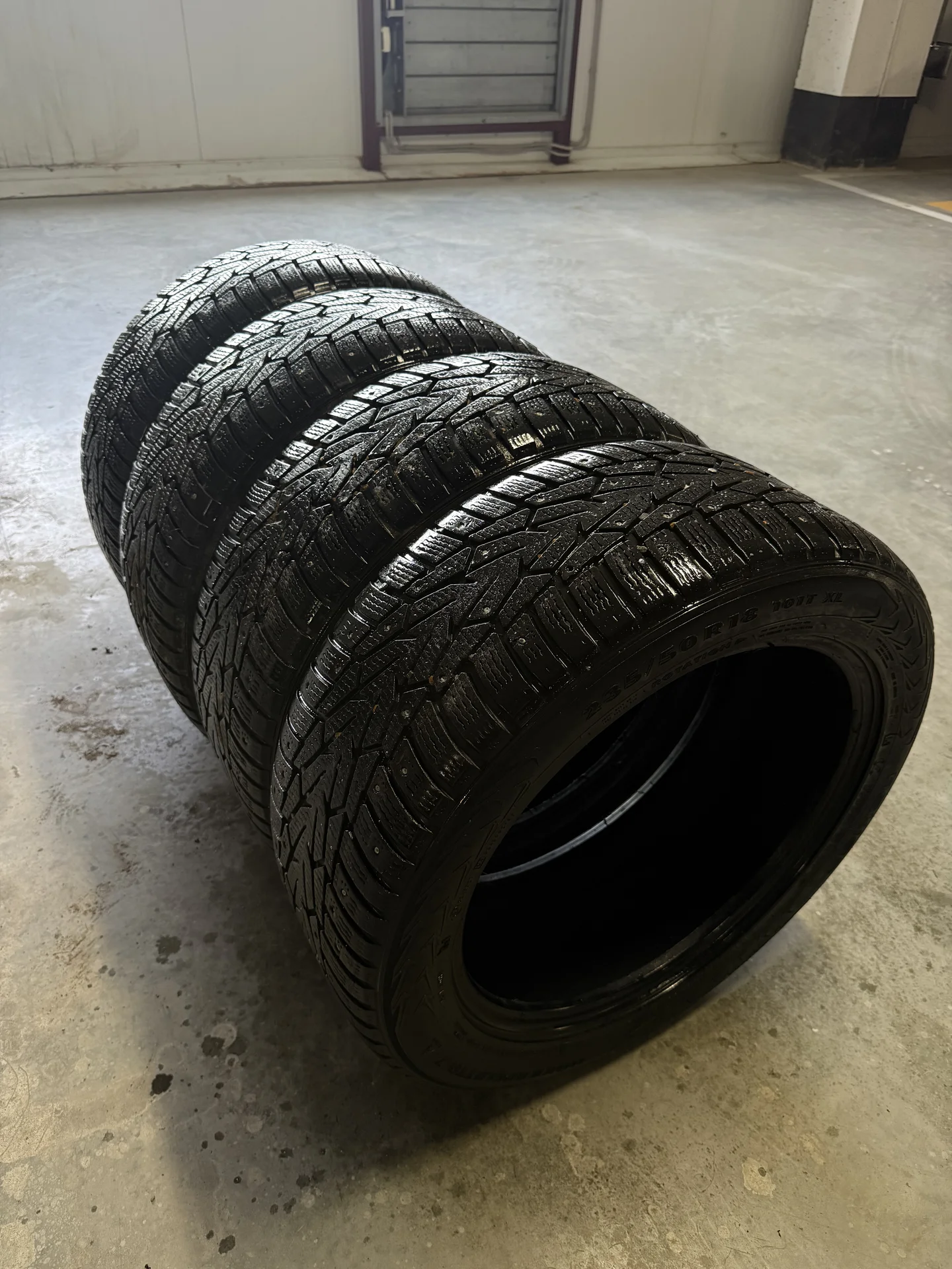 Зимняя резина 235/50 R18 - миниатюра 6