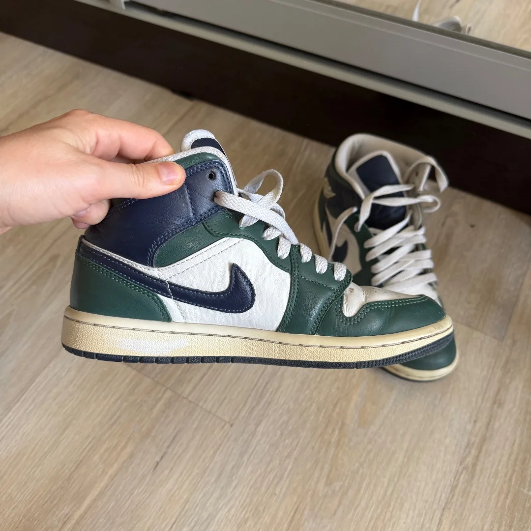 Кроссовки Nike air Jordan зеленые - миниатюра 6