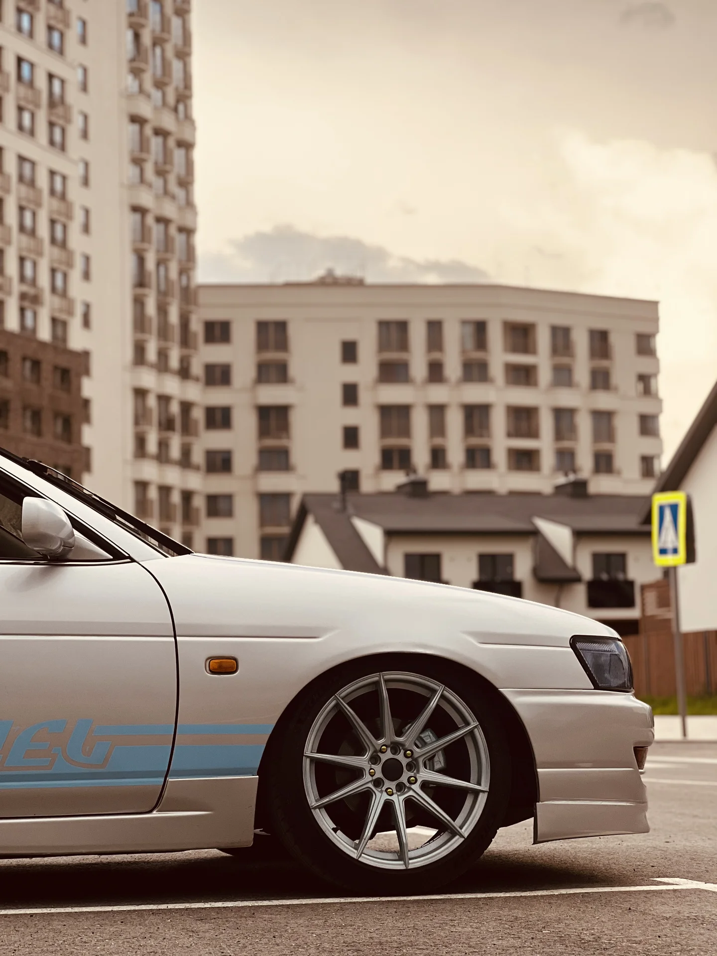 Nissan Laurel 35 - миниатюра 4