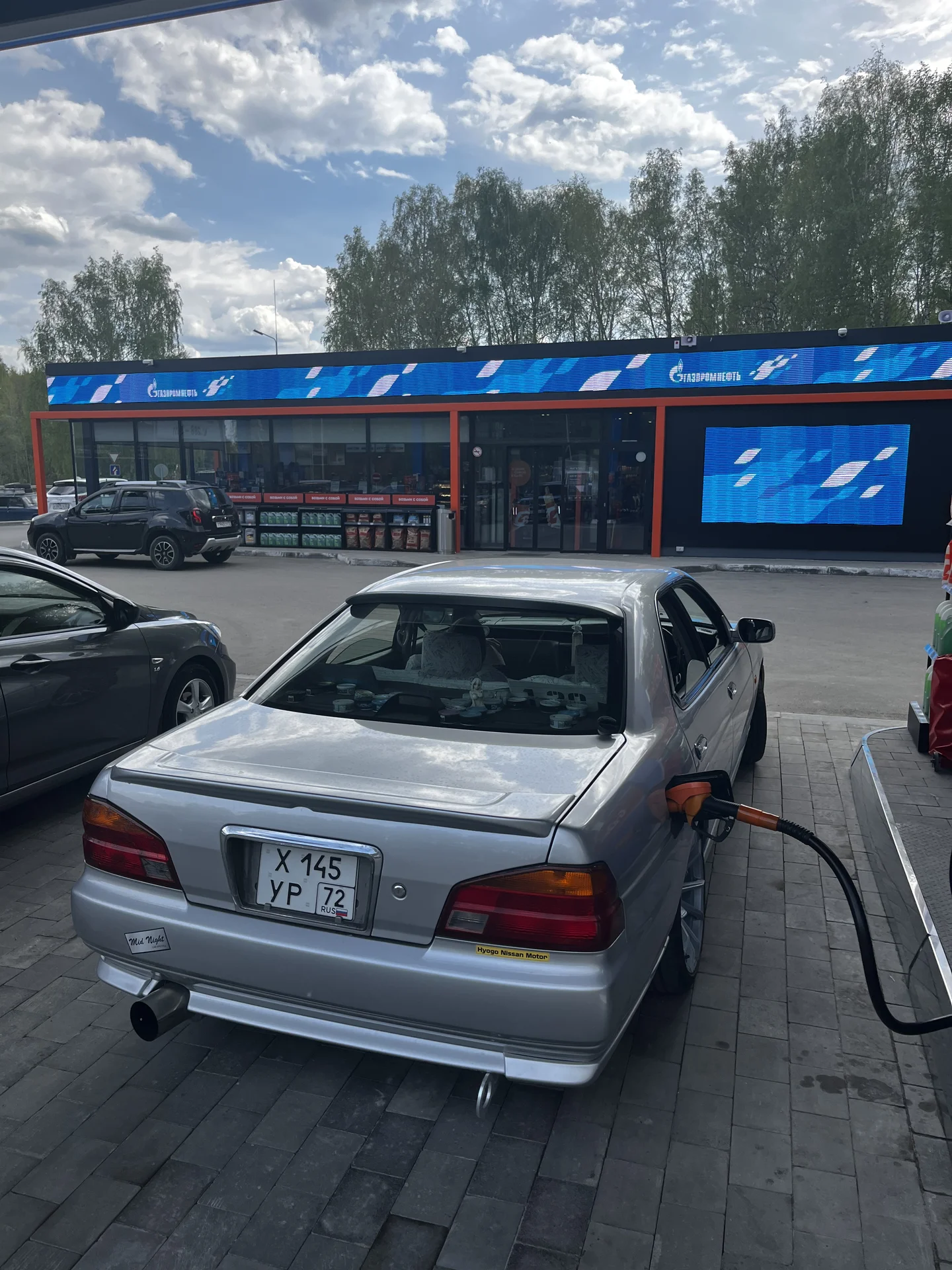 Nissan Laurel 35 - миниатюра 17