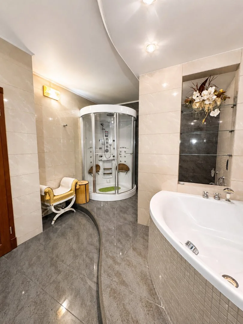 168 м², 3 спальни и кухня-гостиная 58 м² - миниатюра 20