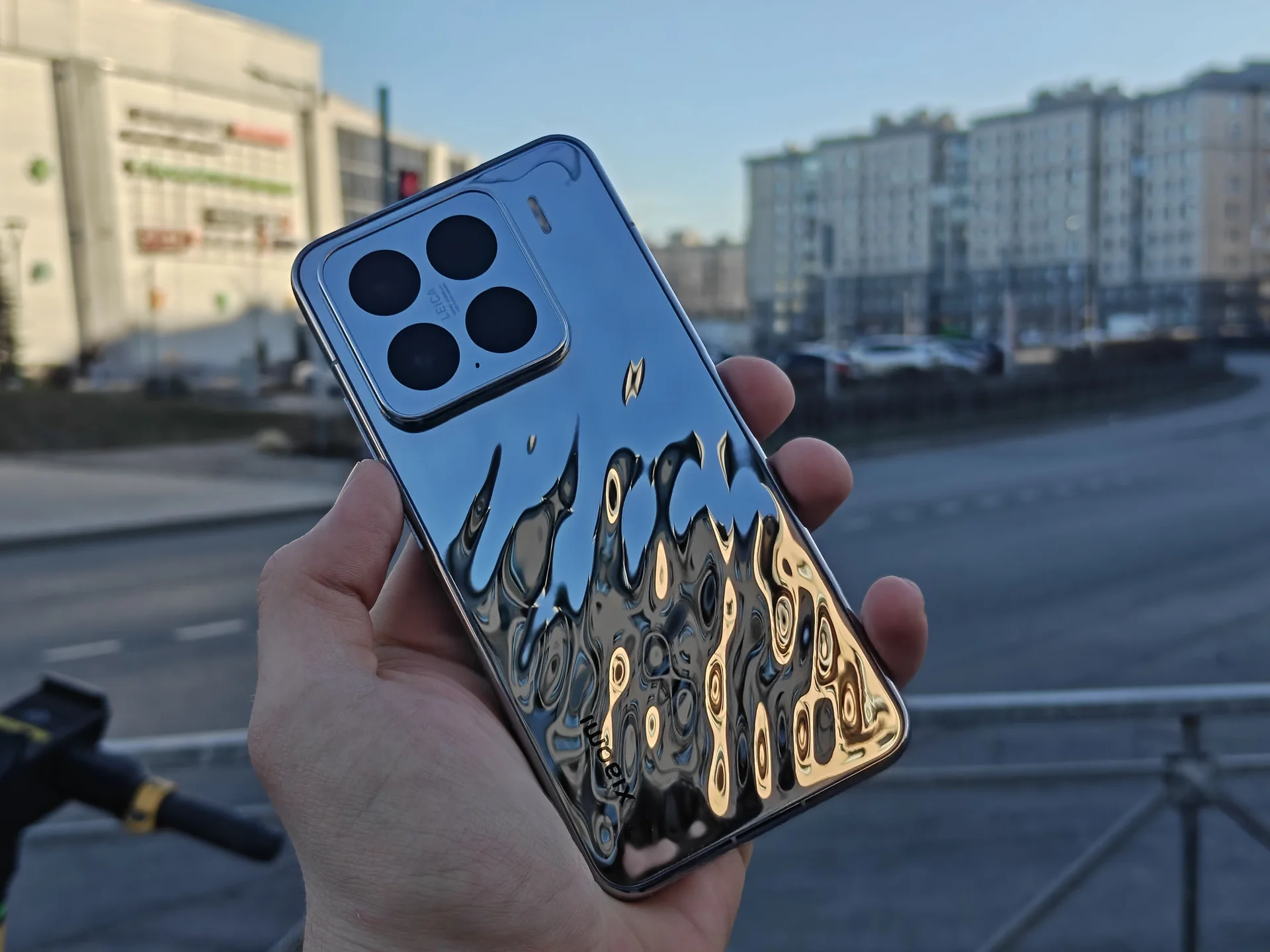 Xiaomi 15 - миниатюра 2