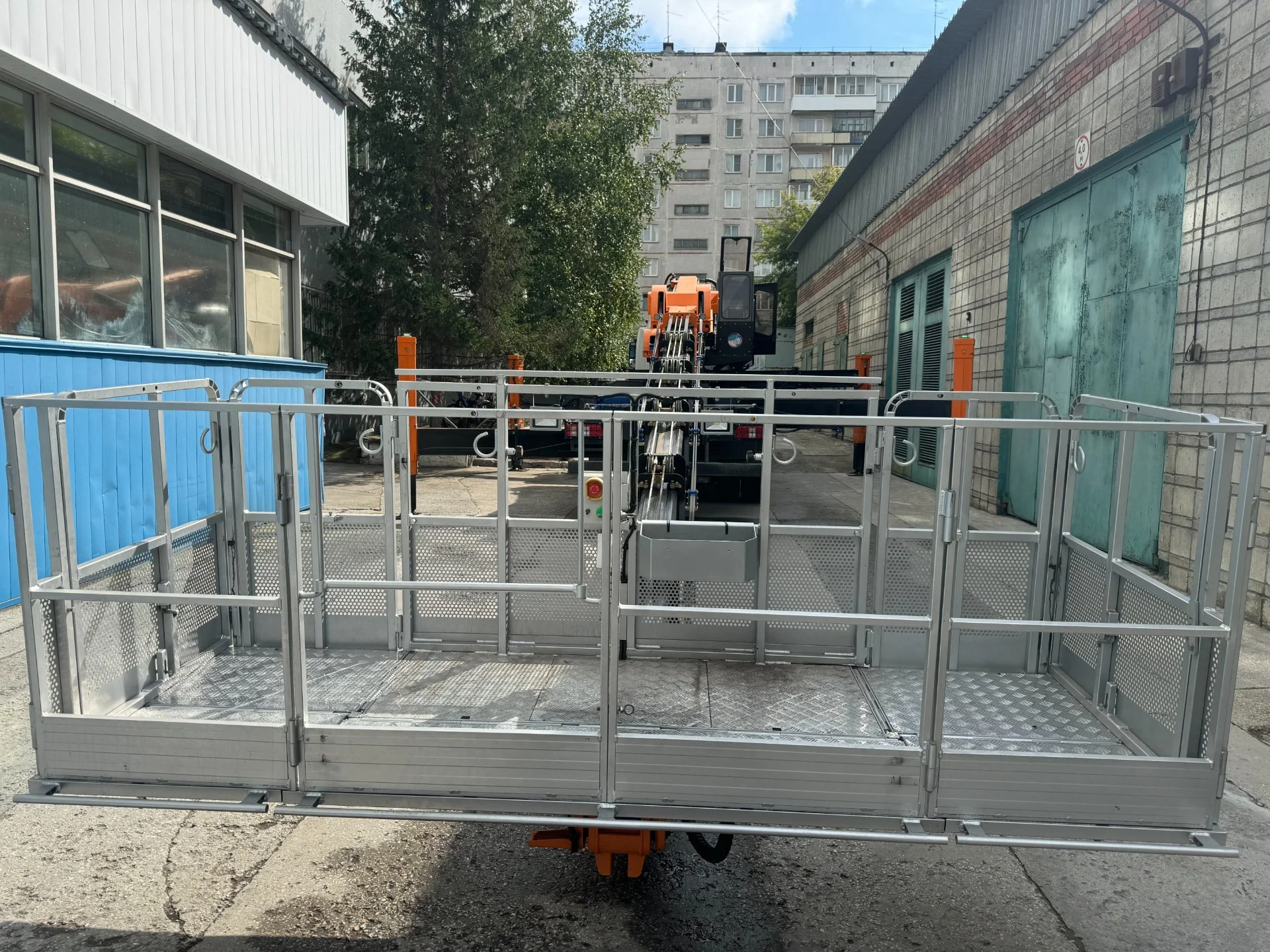Услуги аренда автовышки 40 45 м метров - миниатюра 3
