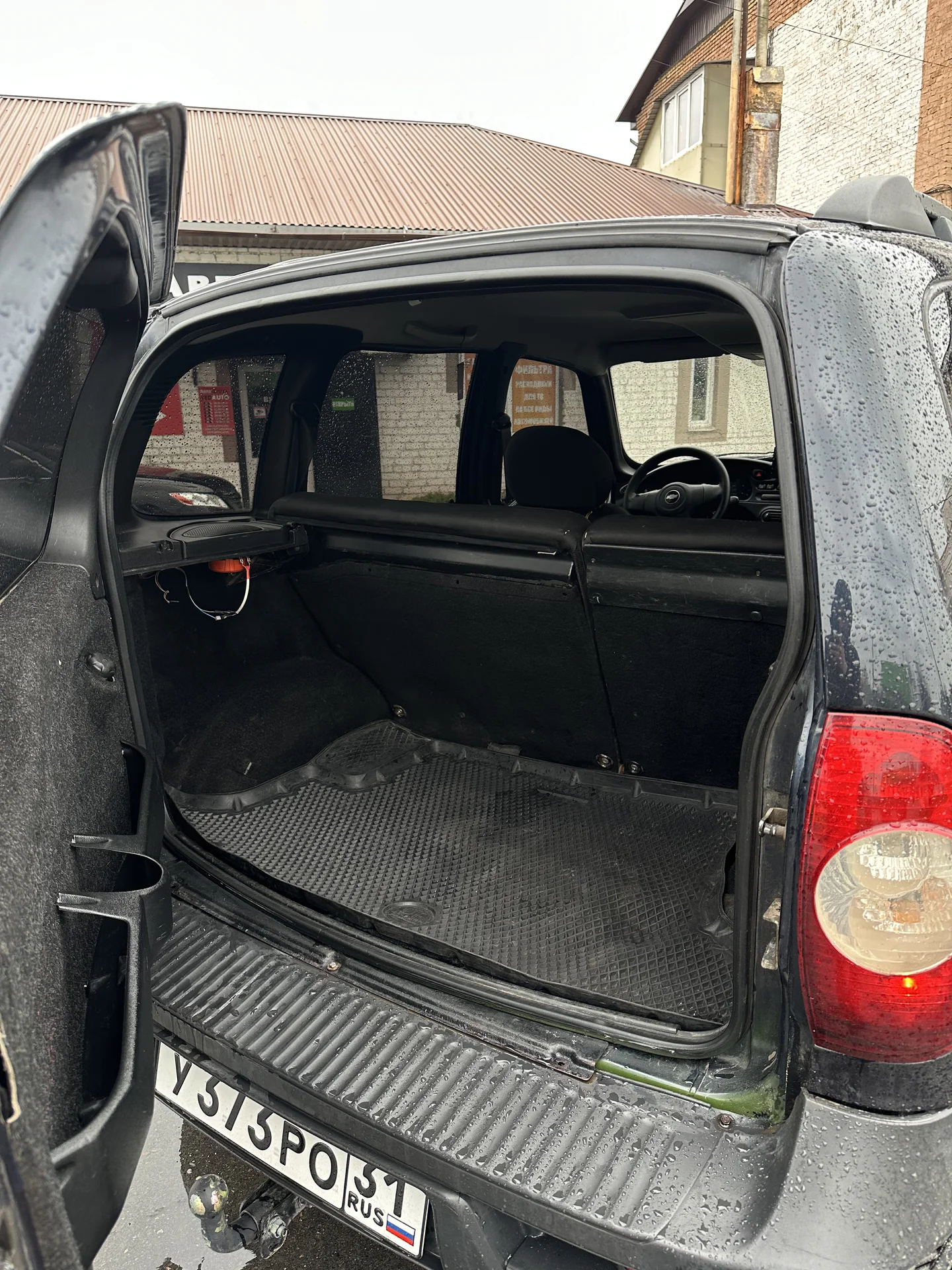 Chevrolet Niva - миниатюра 22
