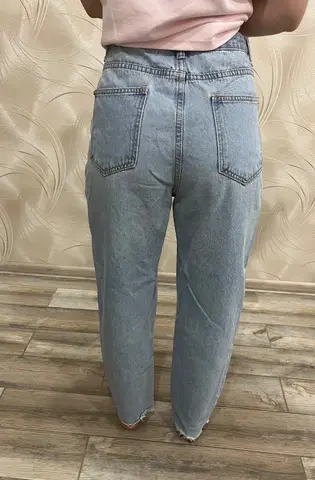 Джинсы женские