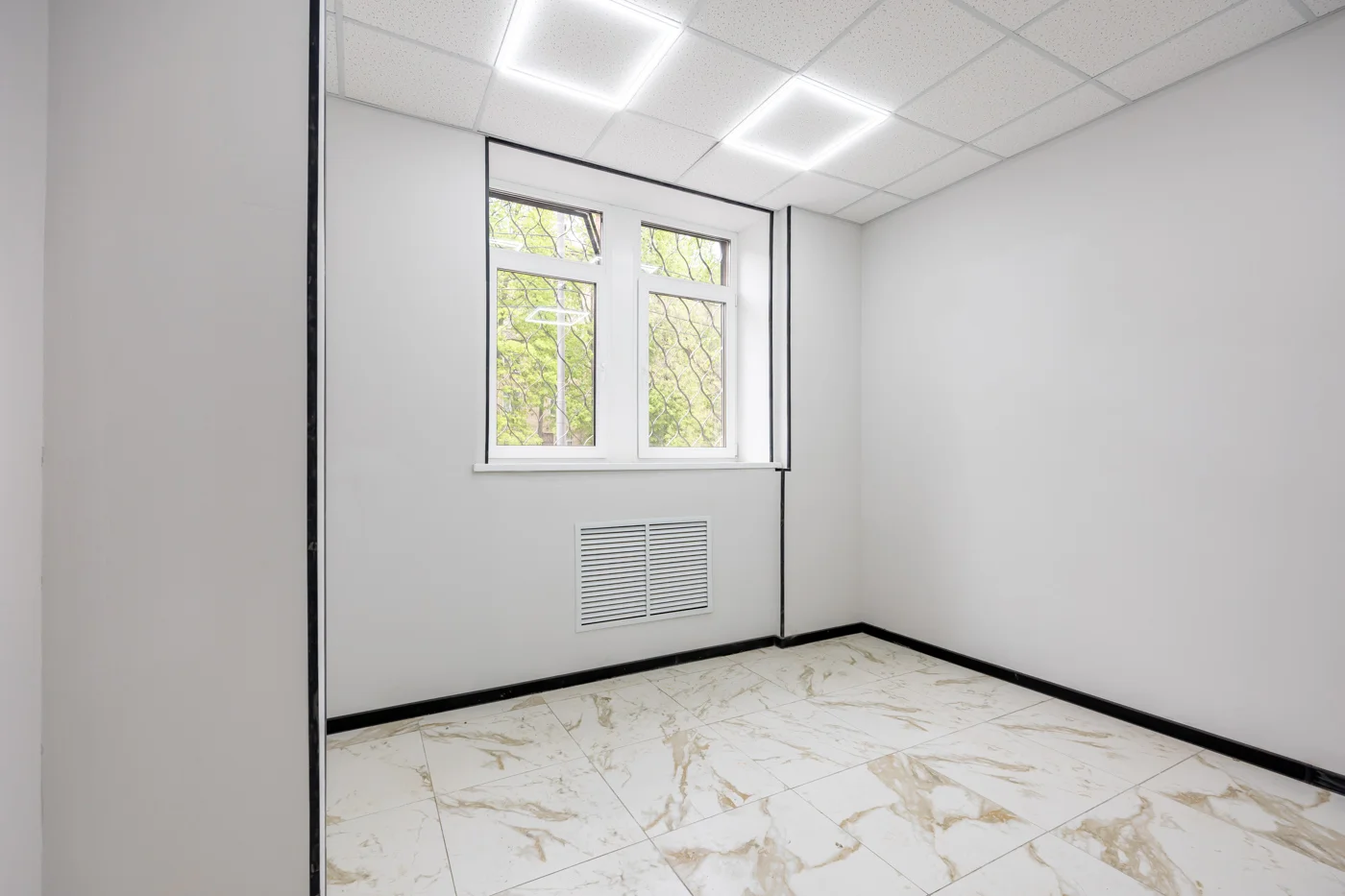 Кабинет под бьюти услуги, 65.5 м² - миниатюра 4