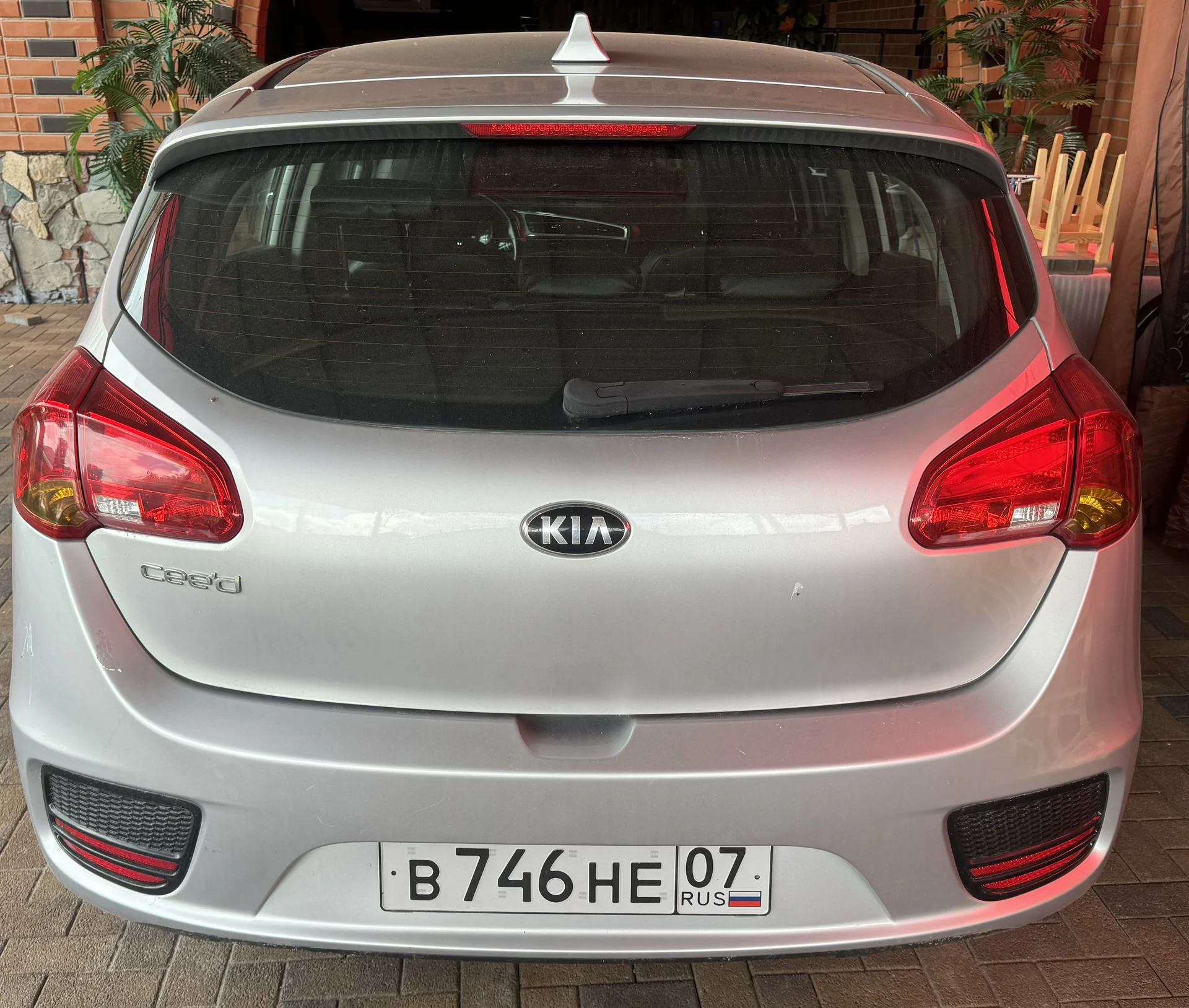 kia ceed - миниатюра 8